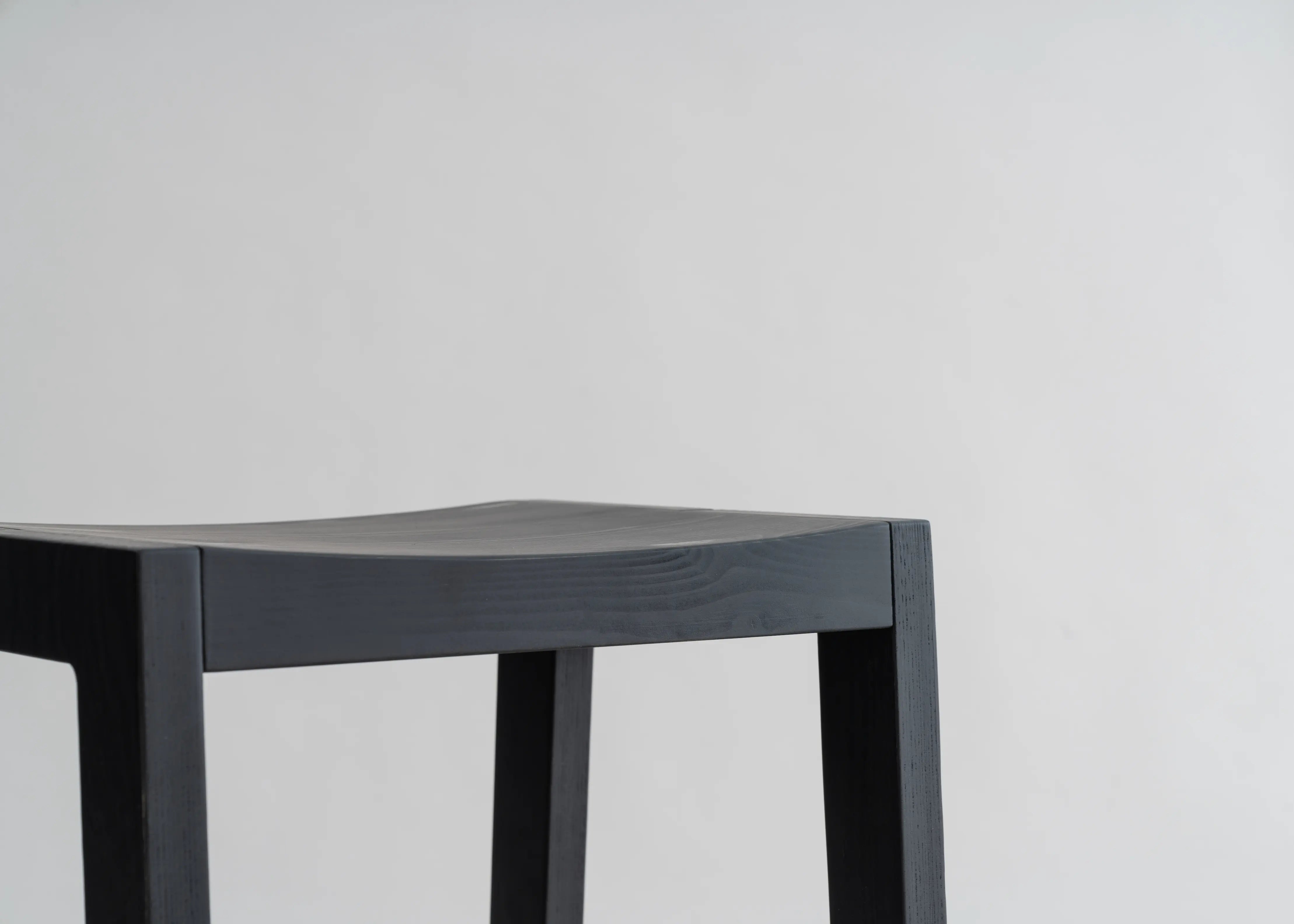 Vaarnii - 016 Maasto Bar Stool Black