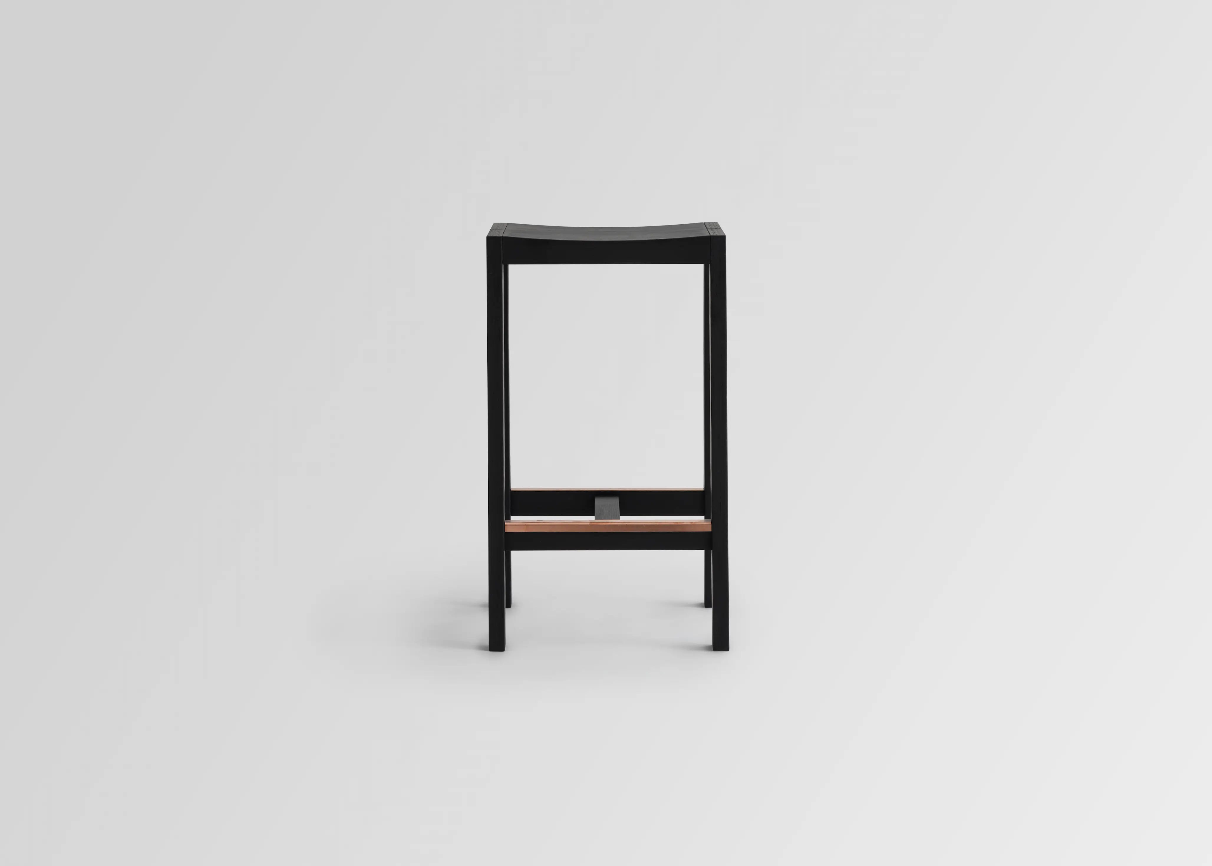 Vaarnii - 016 Maasto Bar Stool Black