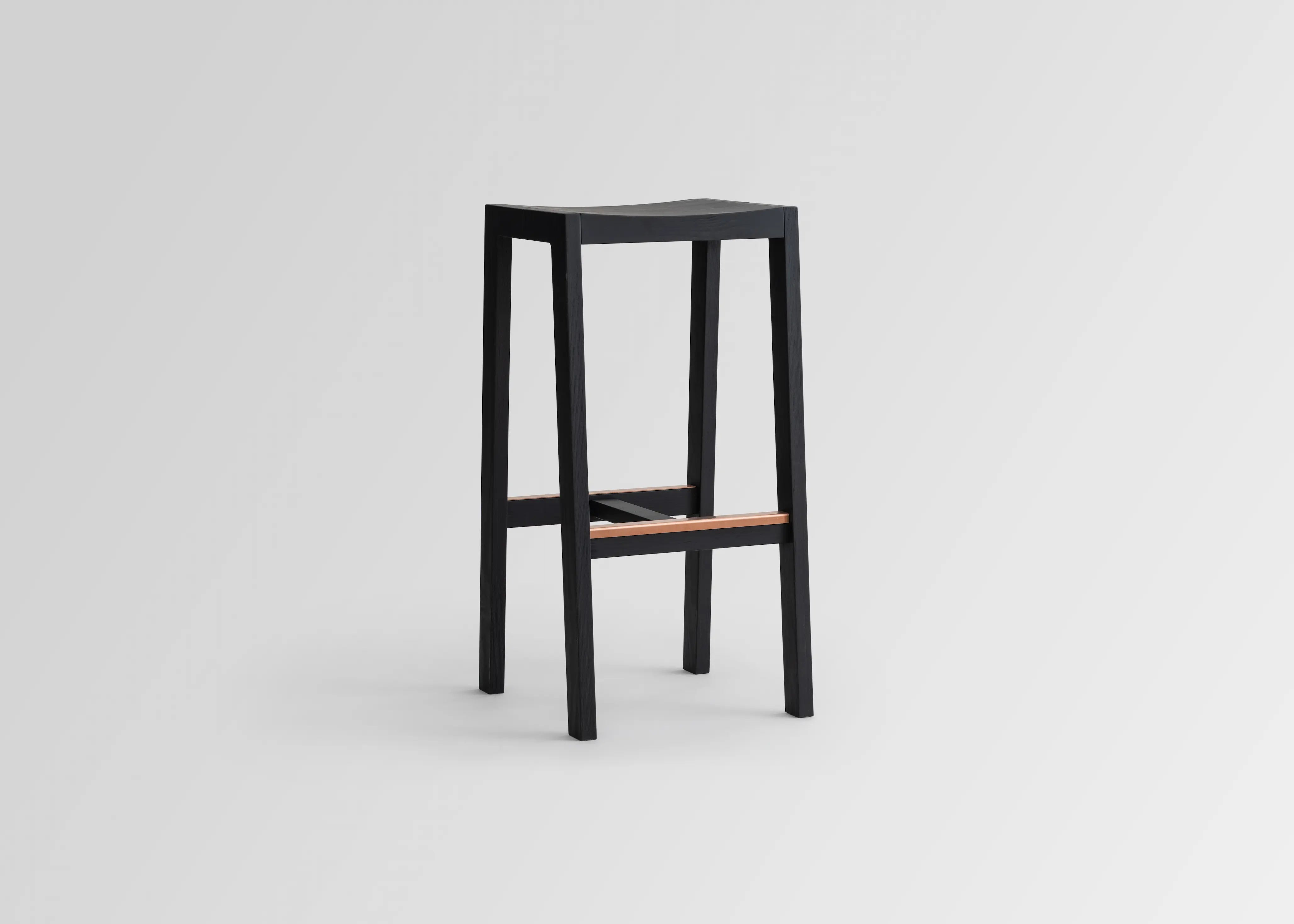 Vaarnii - 016 Maasto Bar Stool Black