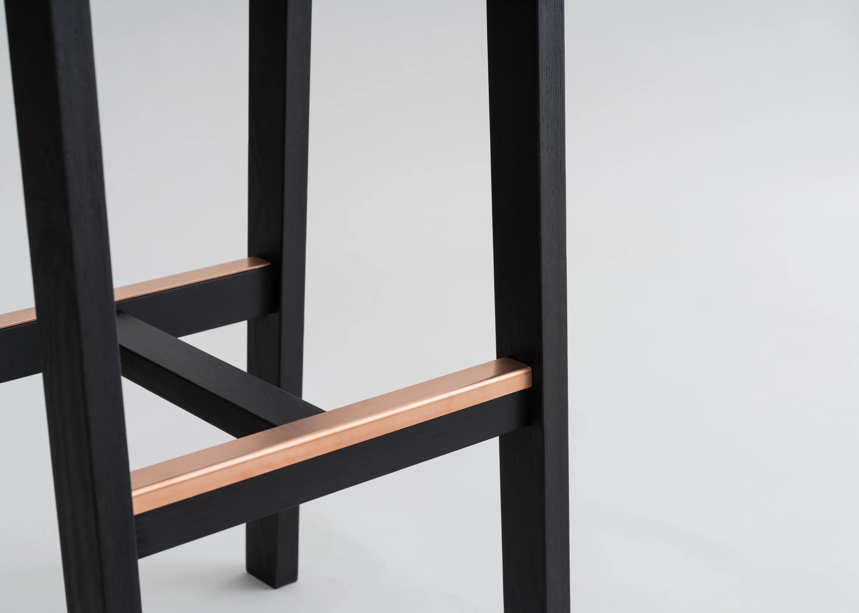 Vaarnii - 016 Maasto Bar Stool Black