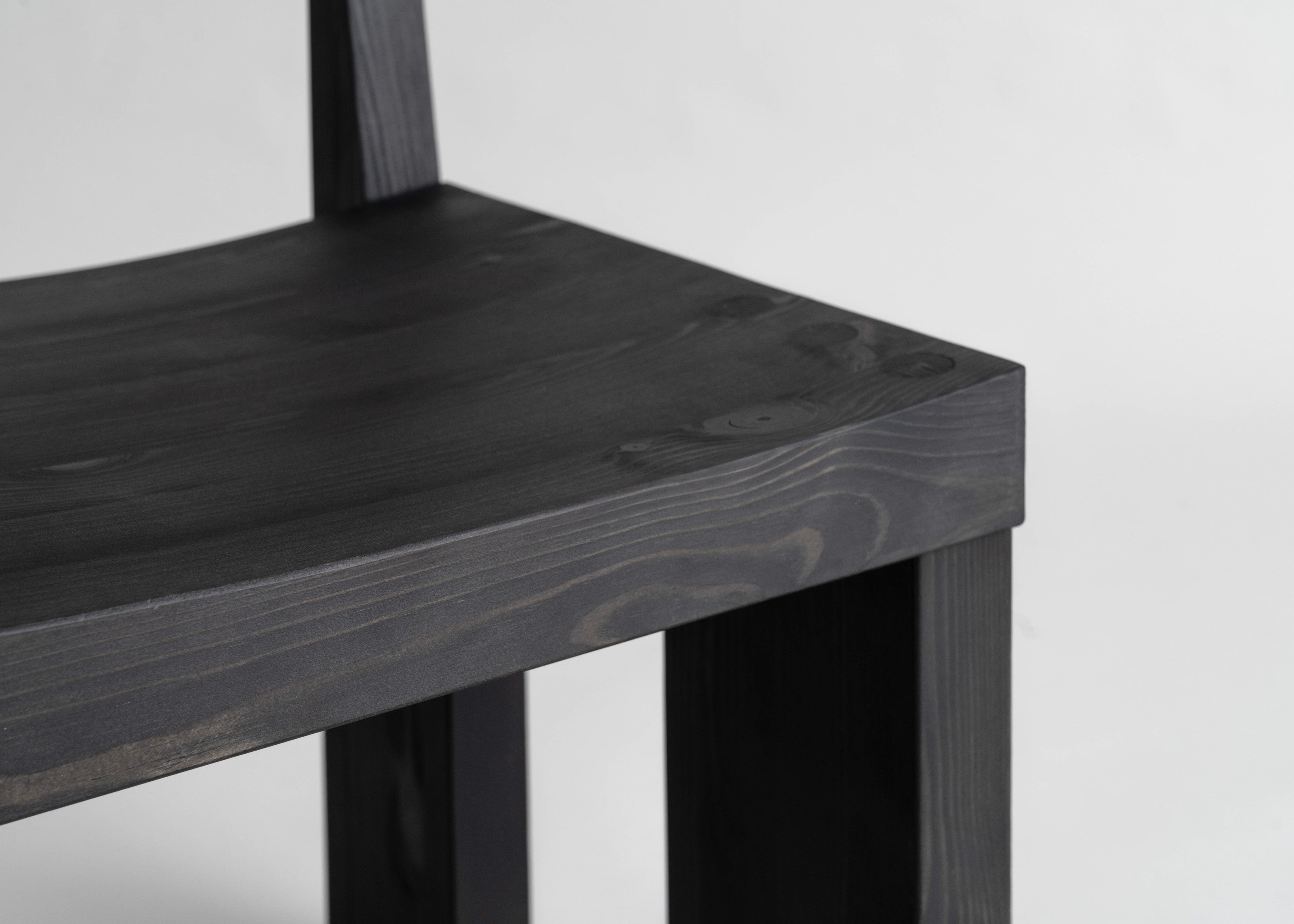 Vaarnii - 001 Dining Chair Black