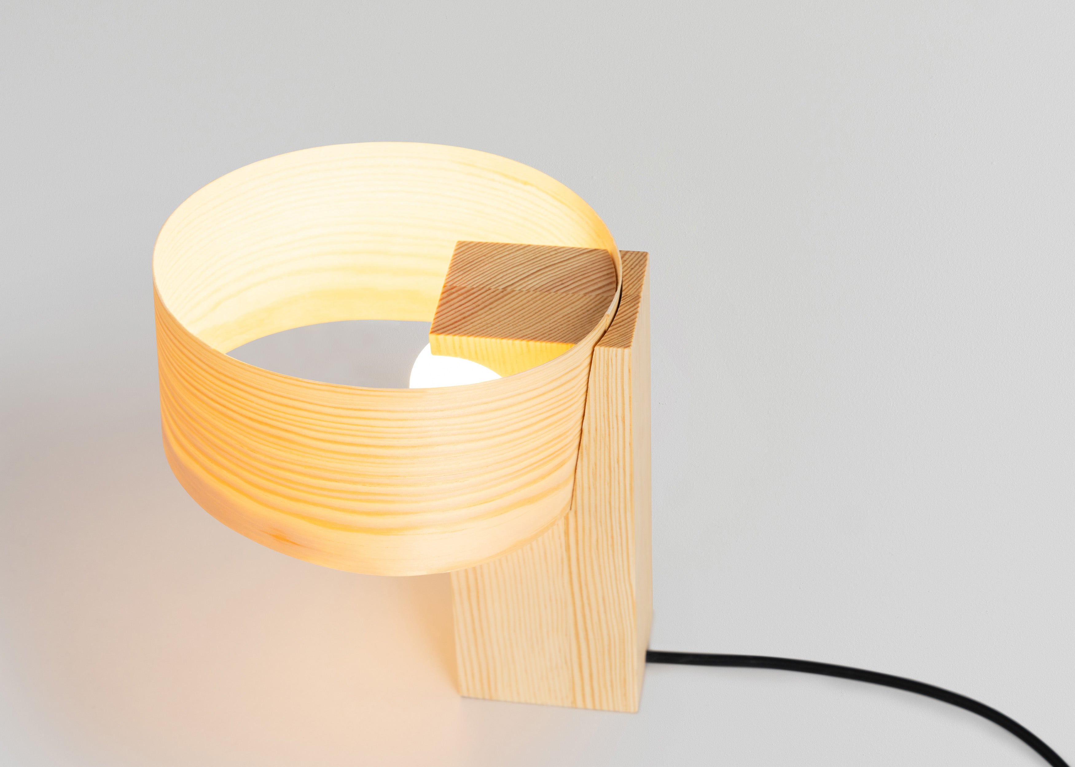 Vaarnii - 018 Hoop lille bordlampe