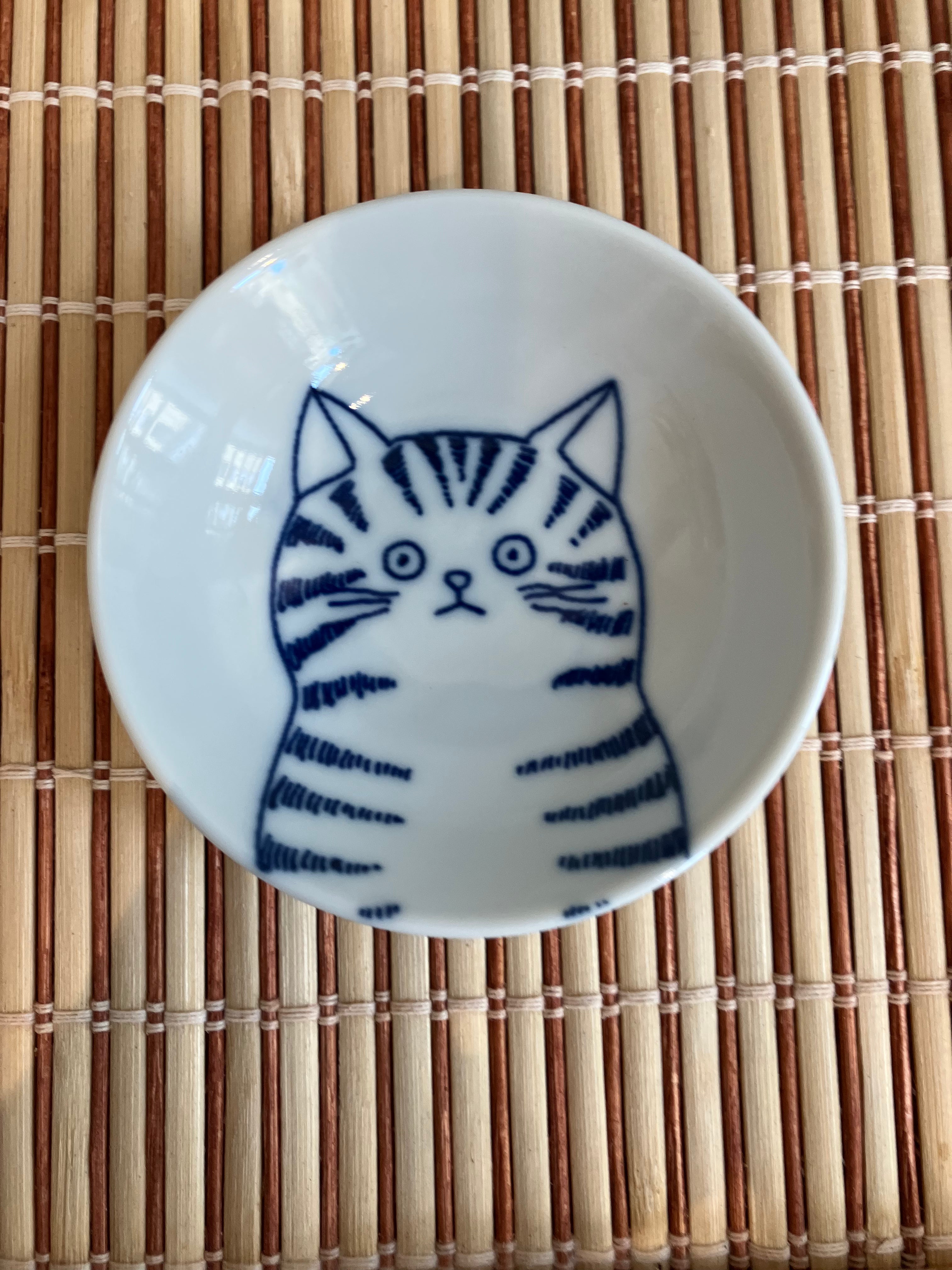 Small cat bowls