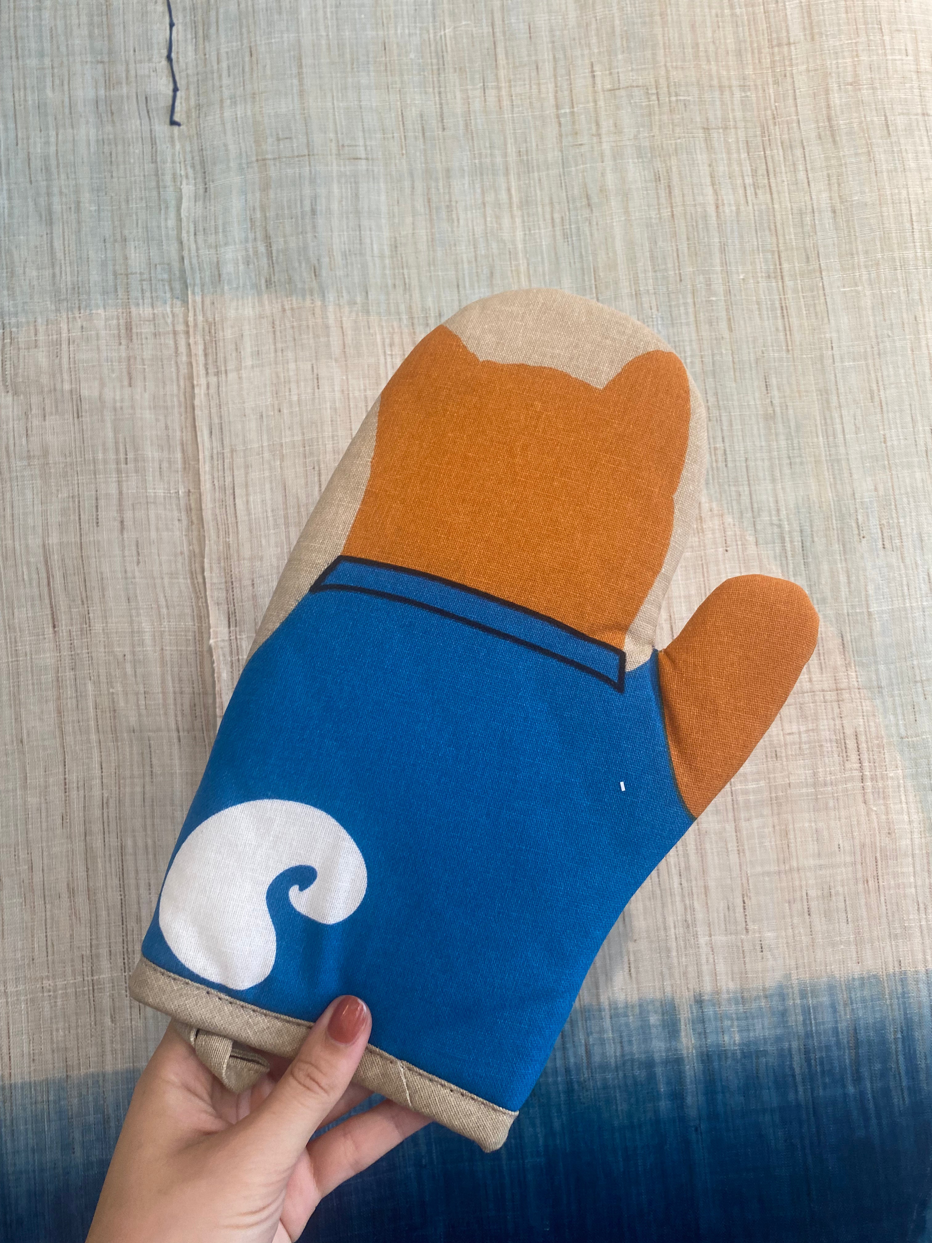 Shiba grill glove