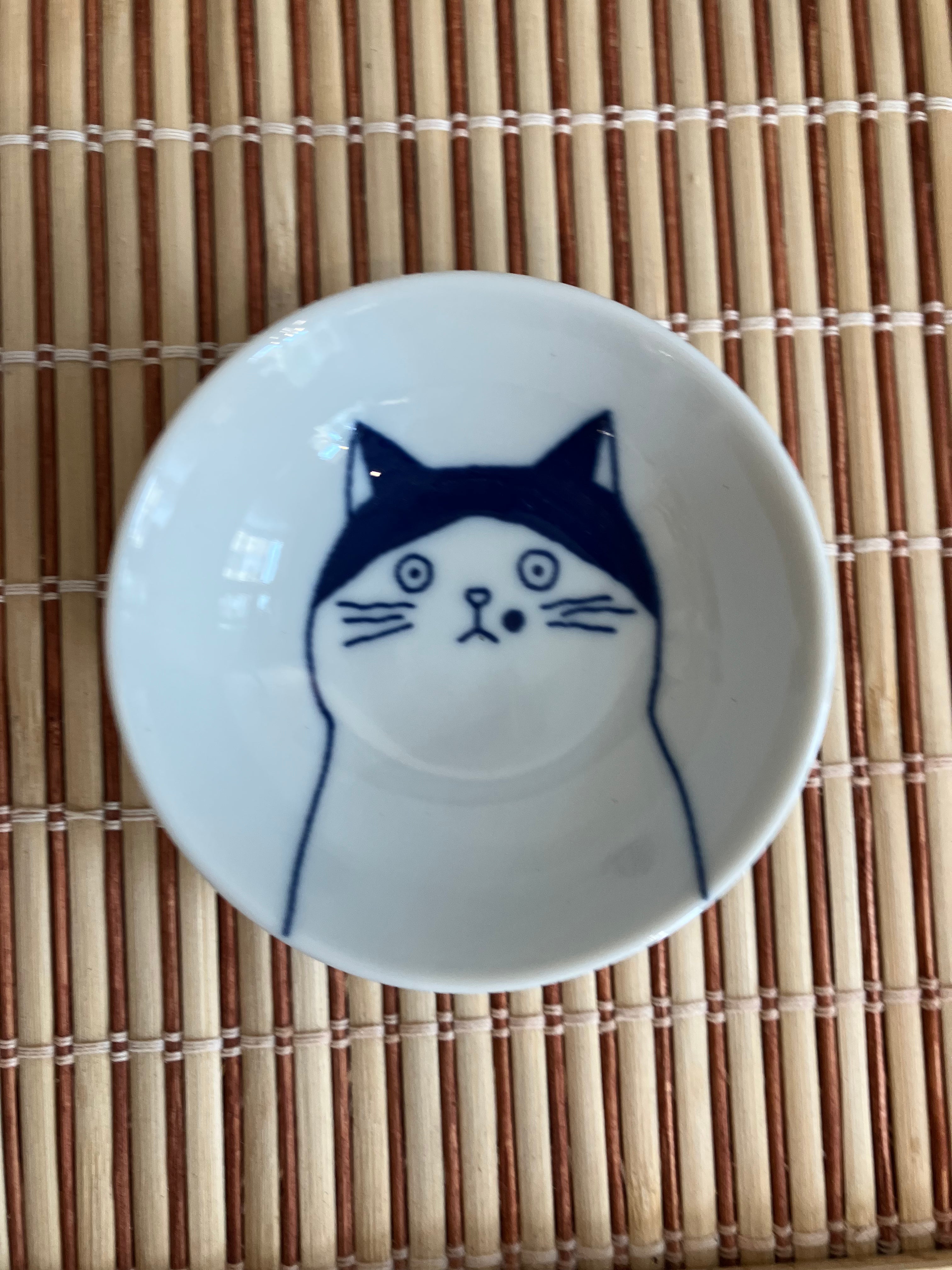 Small cat bowls