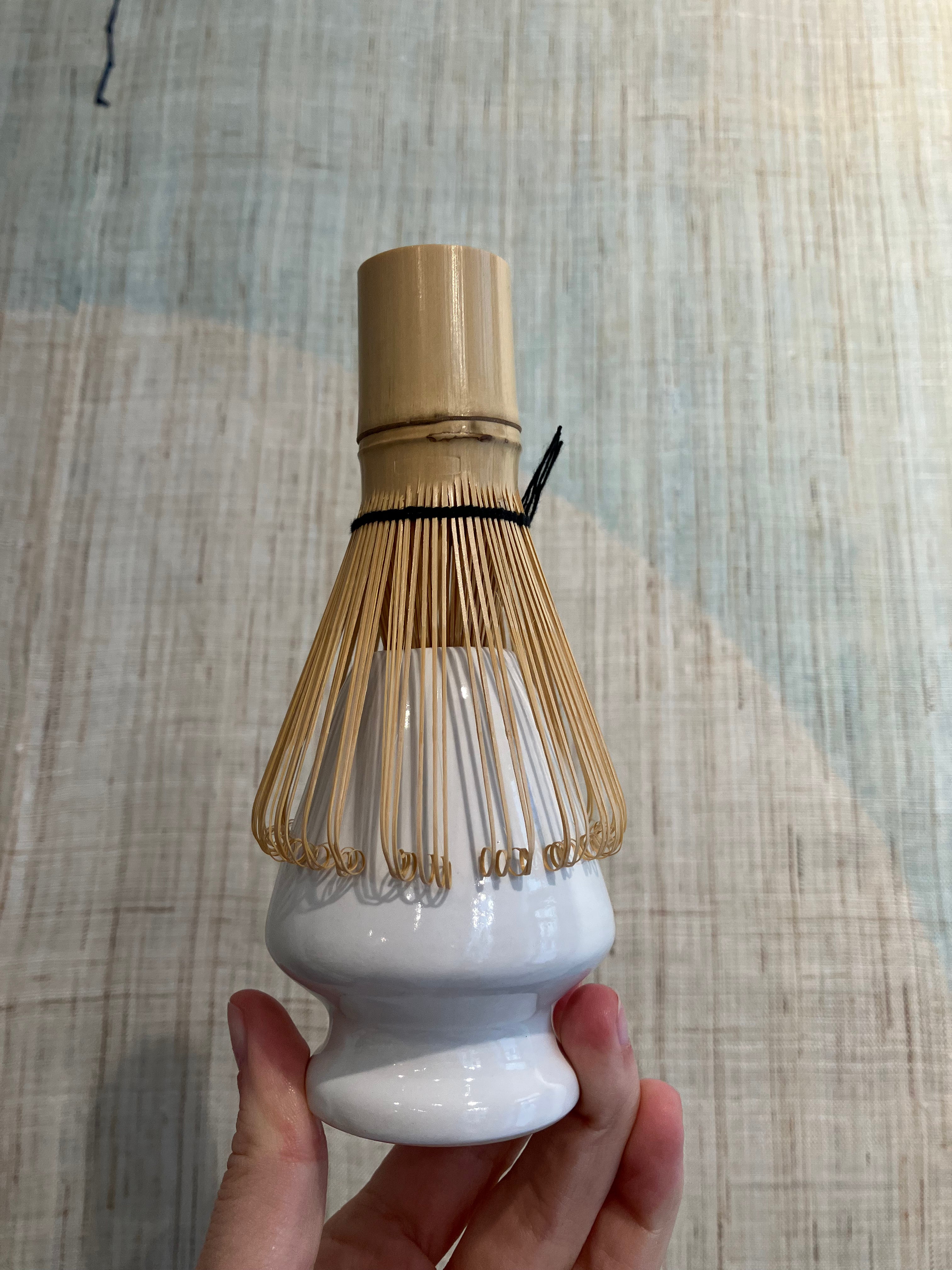 Matcha piskeris holder - hvid