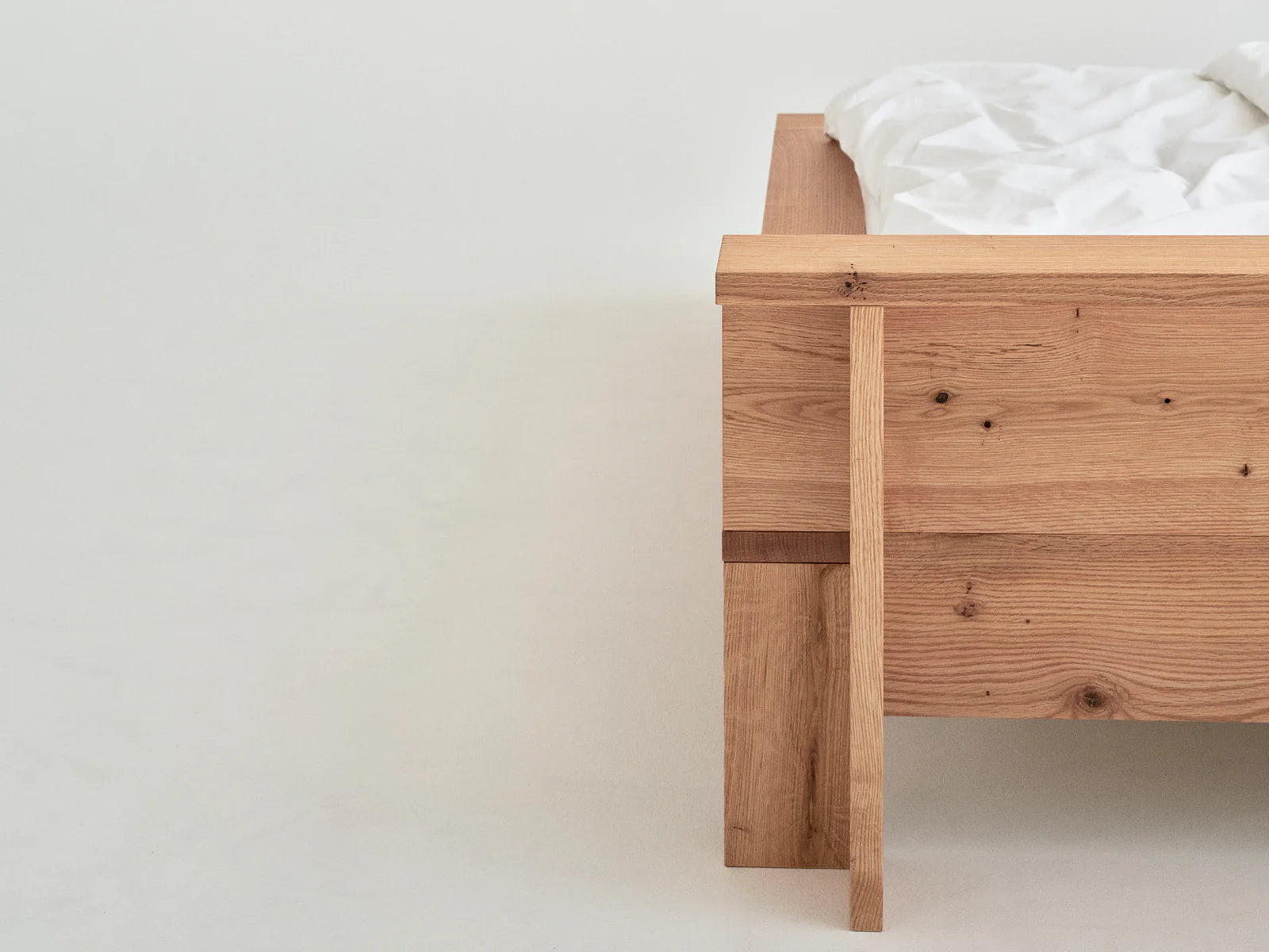 RYE - Hem Bed Frame / Oiled Oak
