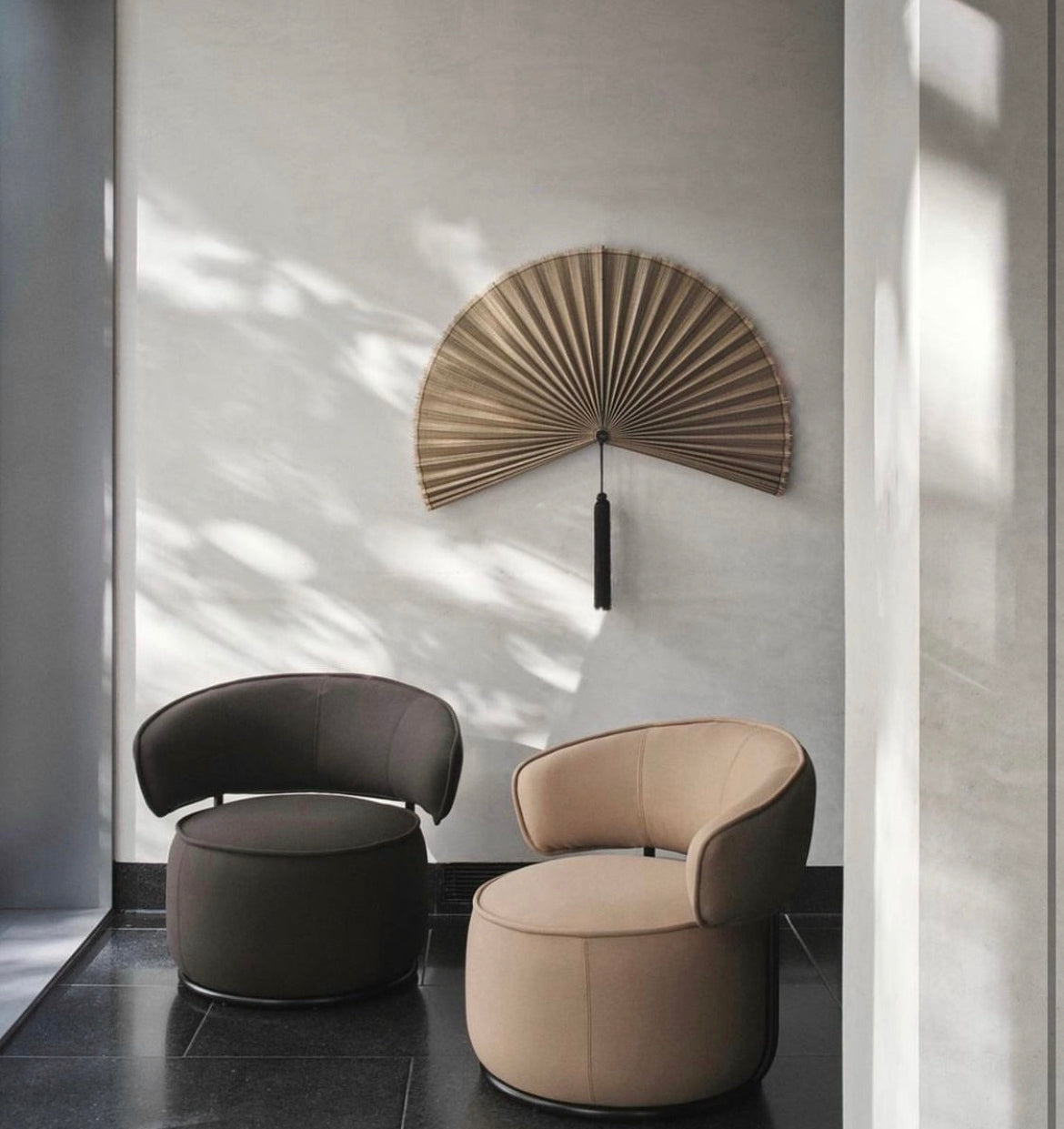 Yume fan - Natural and black