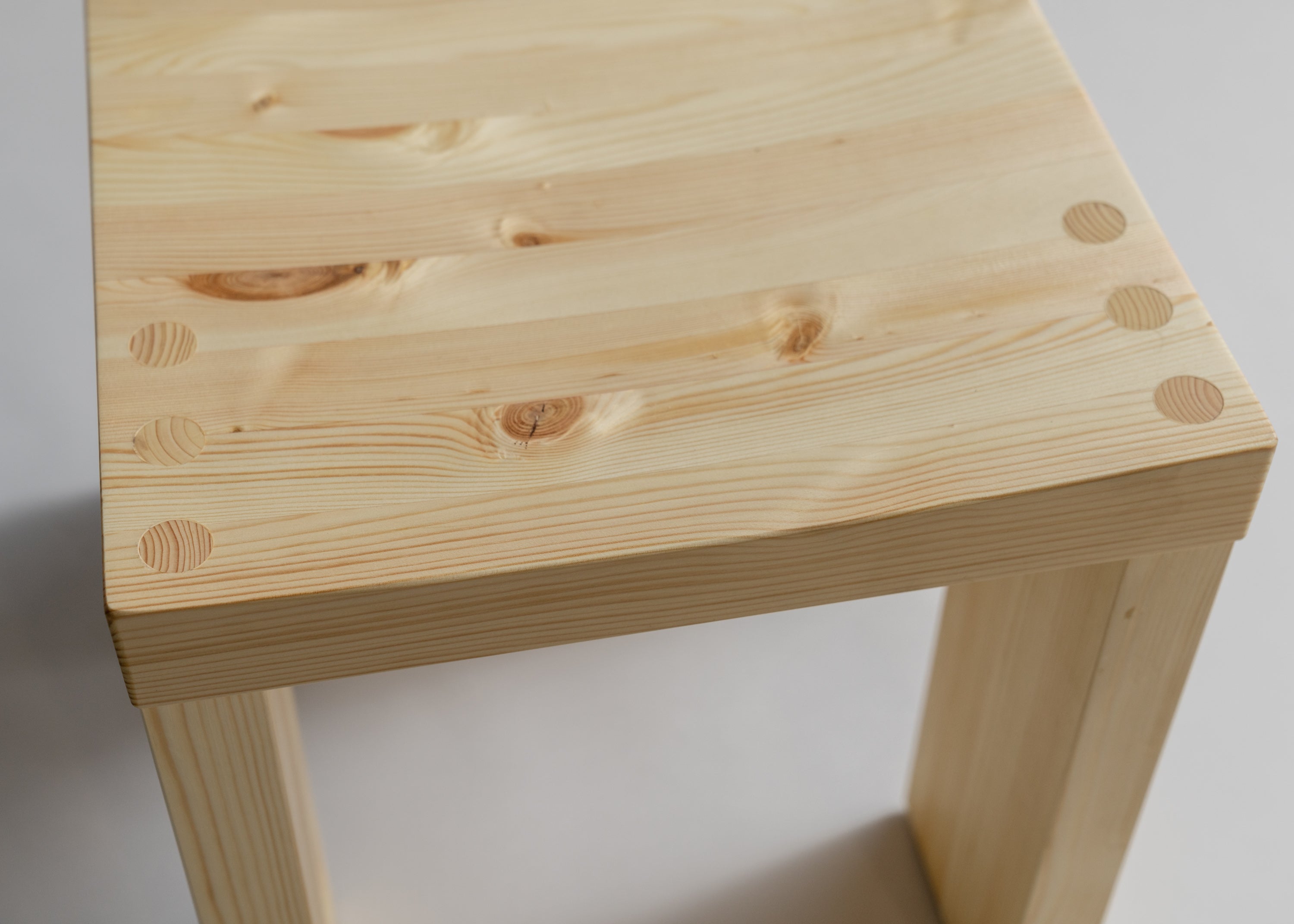 Vaarnii - 001 Dining Chair