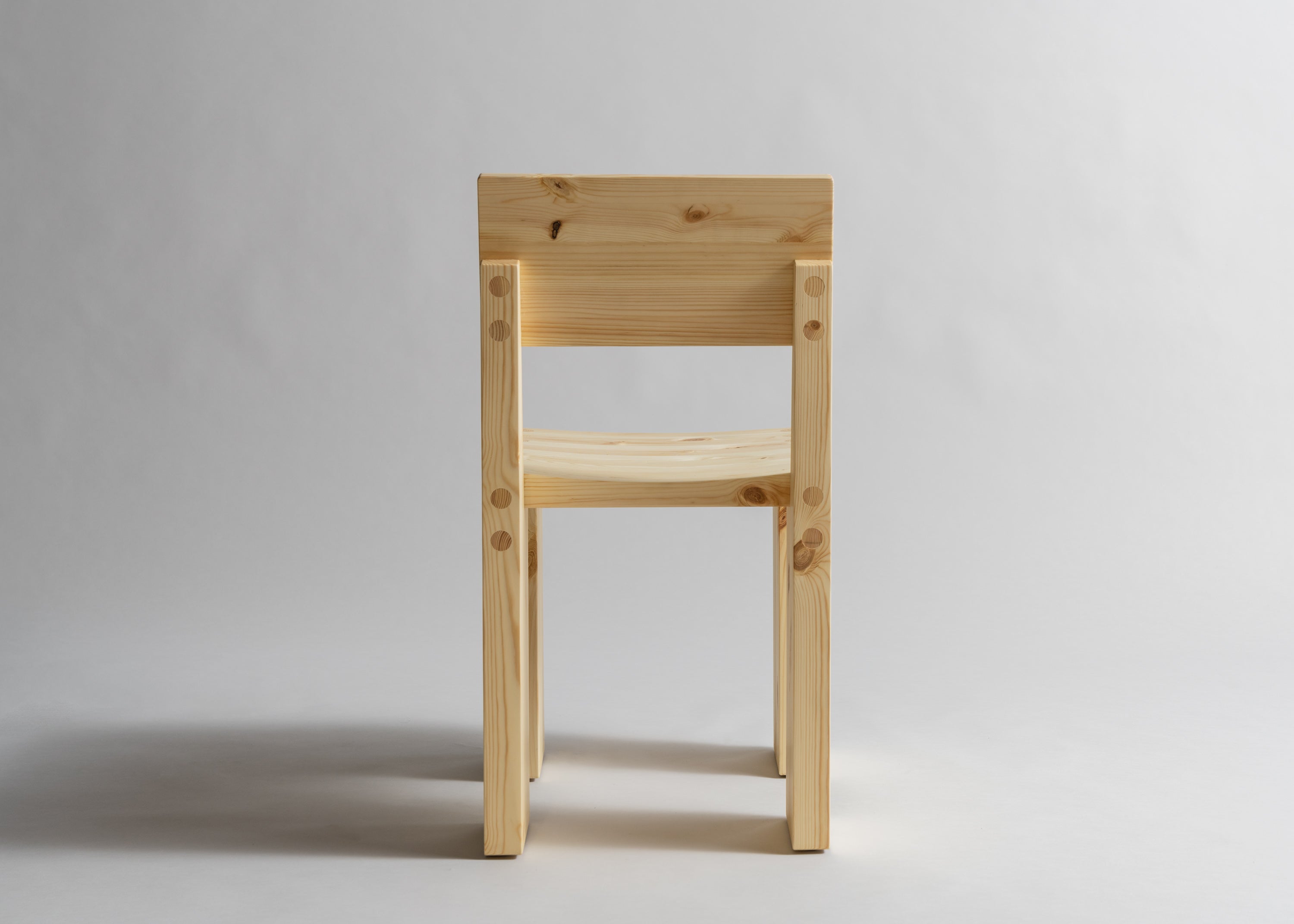 Vaarnii - 001 Dining Chair