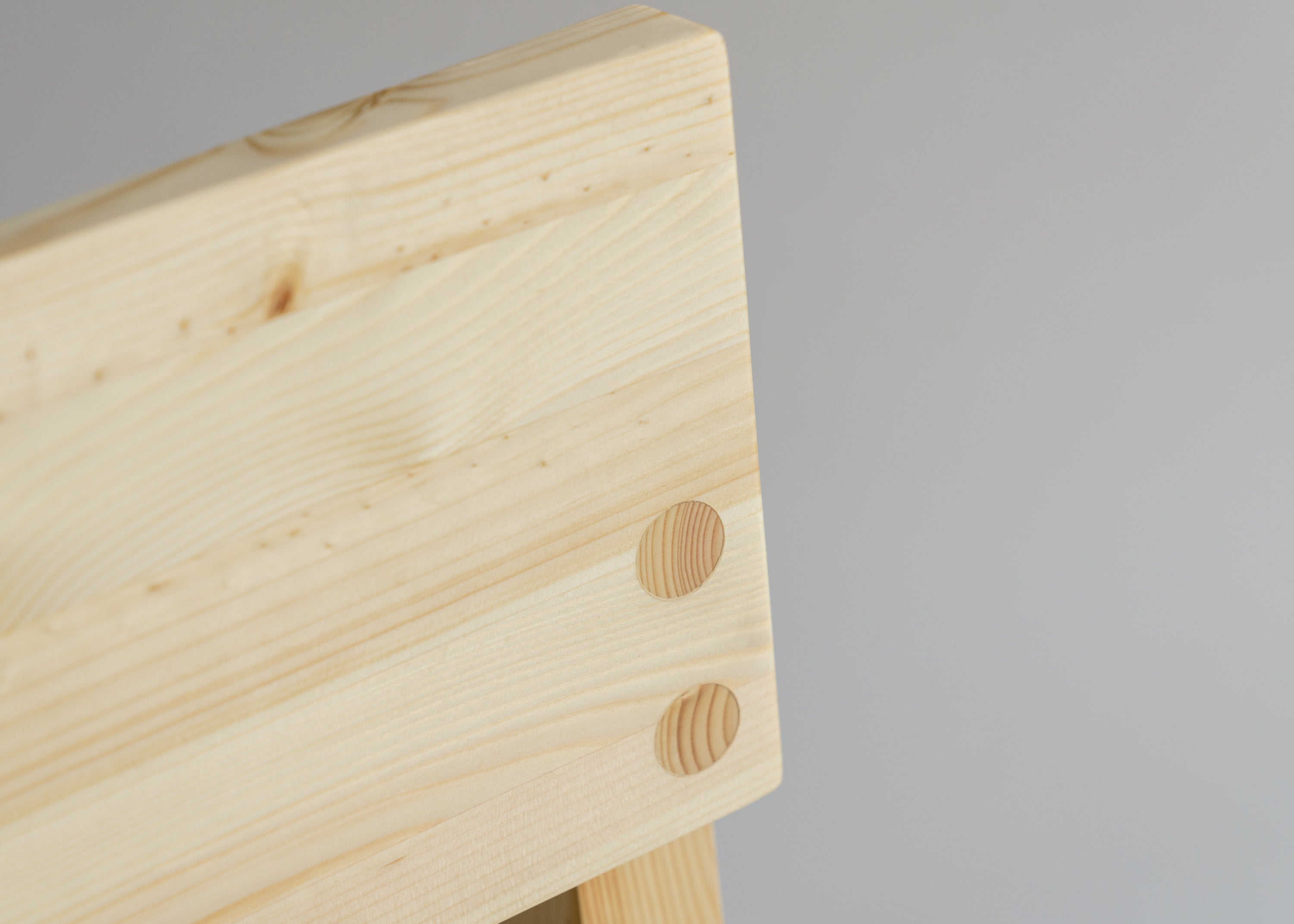 Vaarnii - 001 Dining Chair