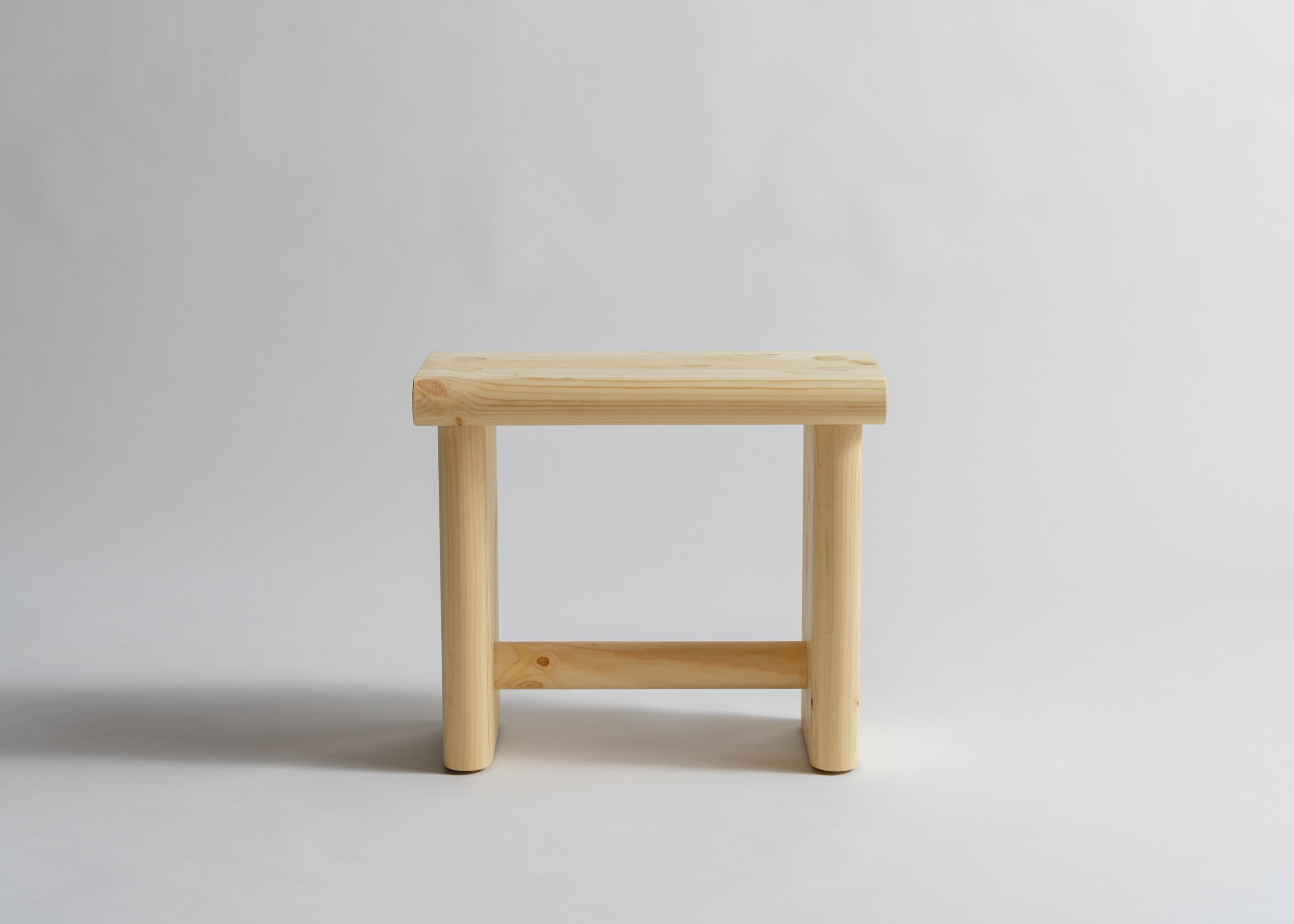 Vaarnii - 002 Ast Stool