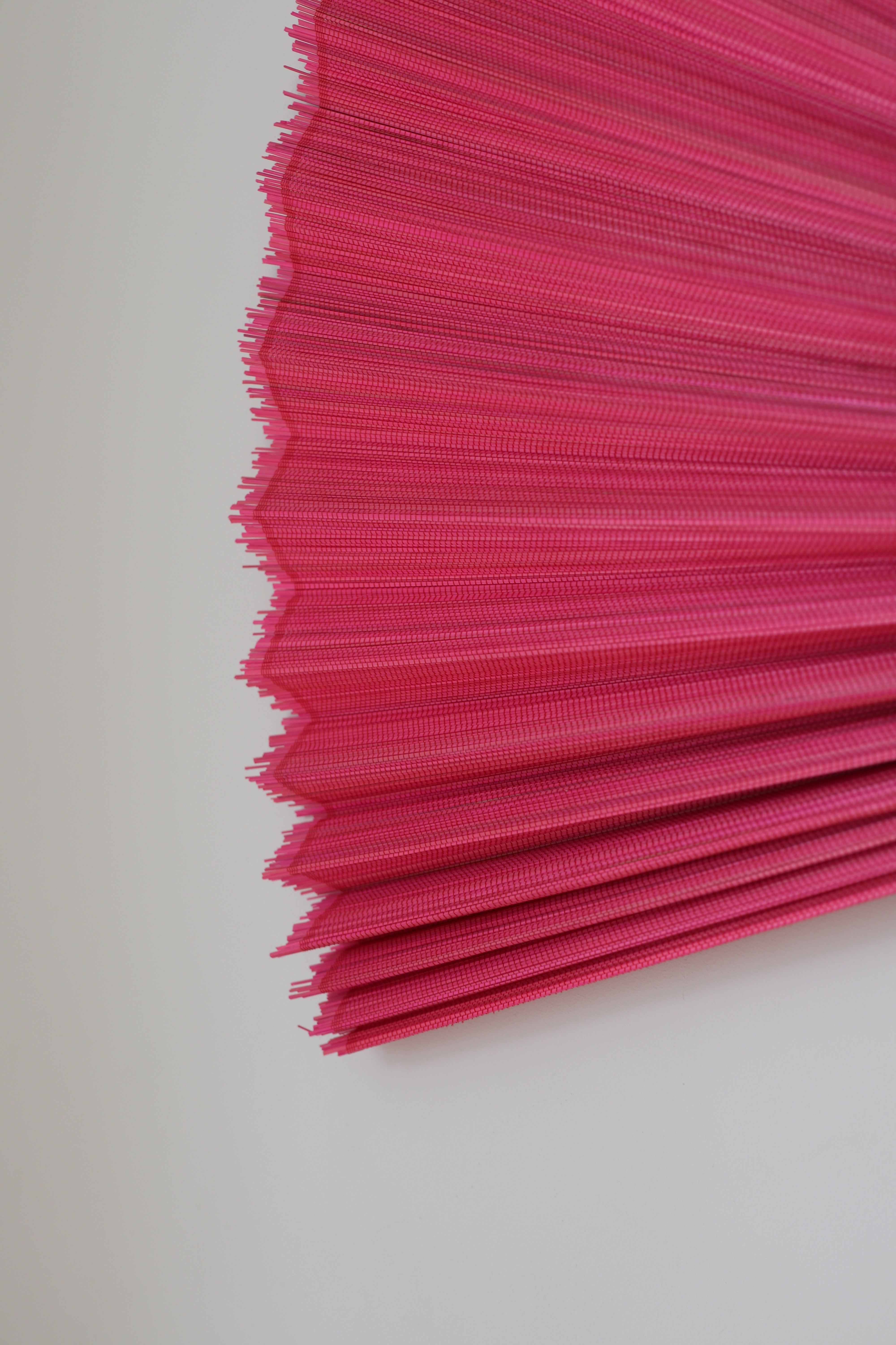 Bamboo fan pink