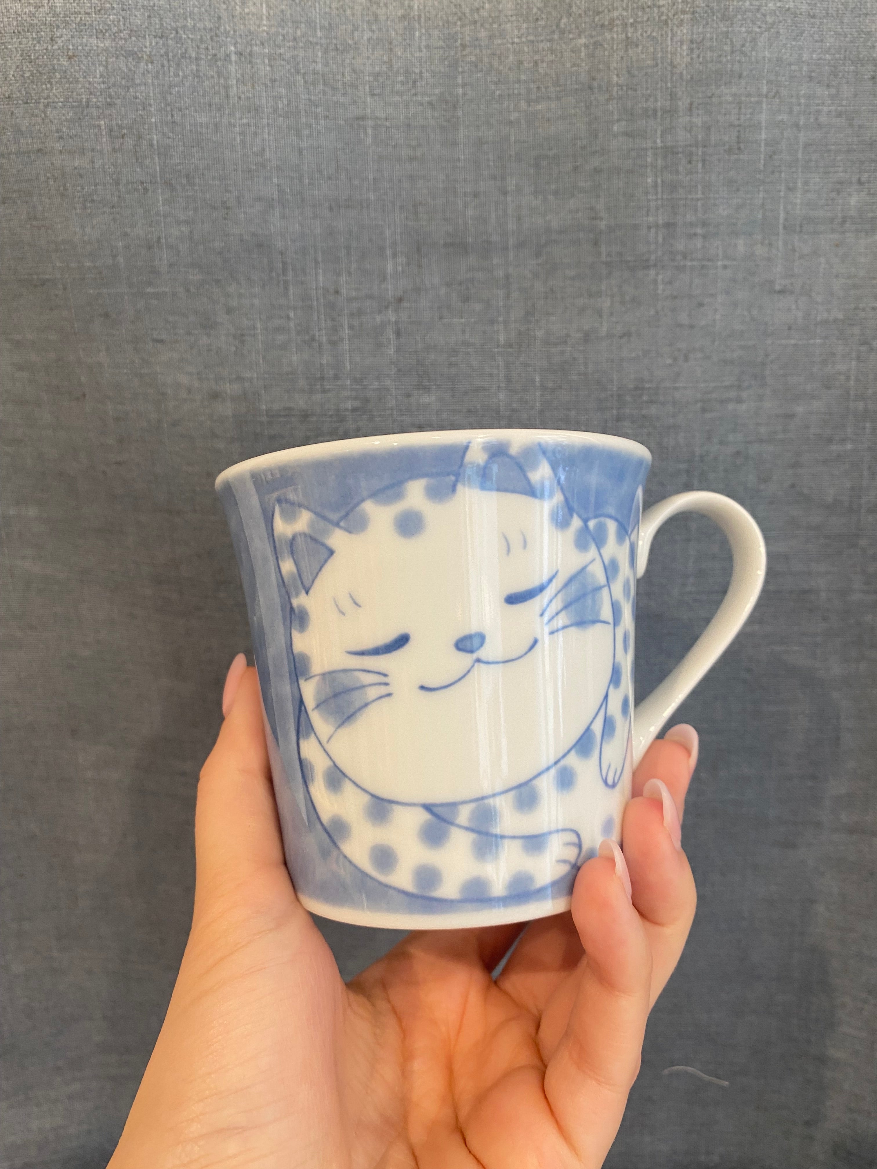 Fat Cat - cat cup dotted