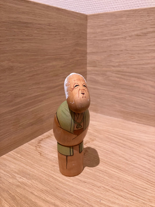 Kokeshi nr. 681
