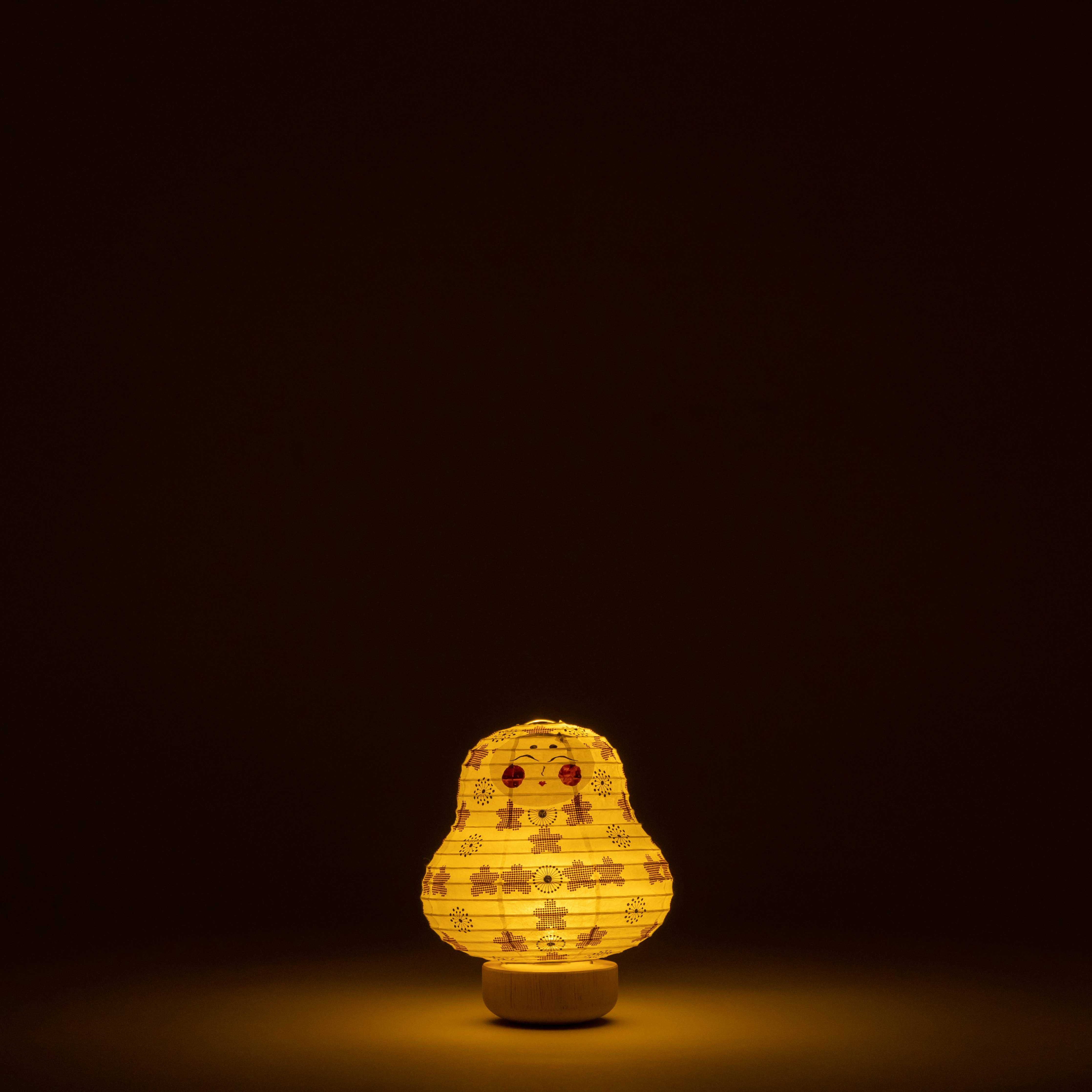 Mame cocolan lampe - Daruma i pink