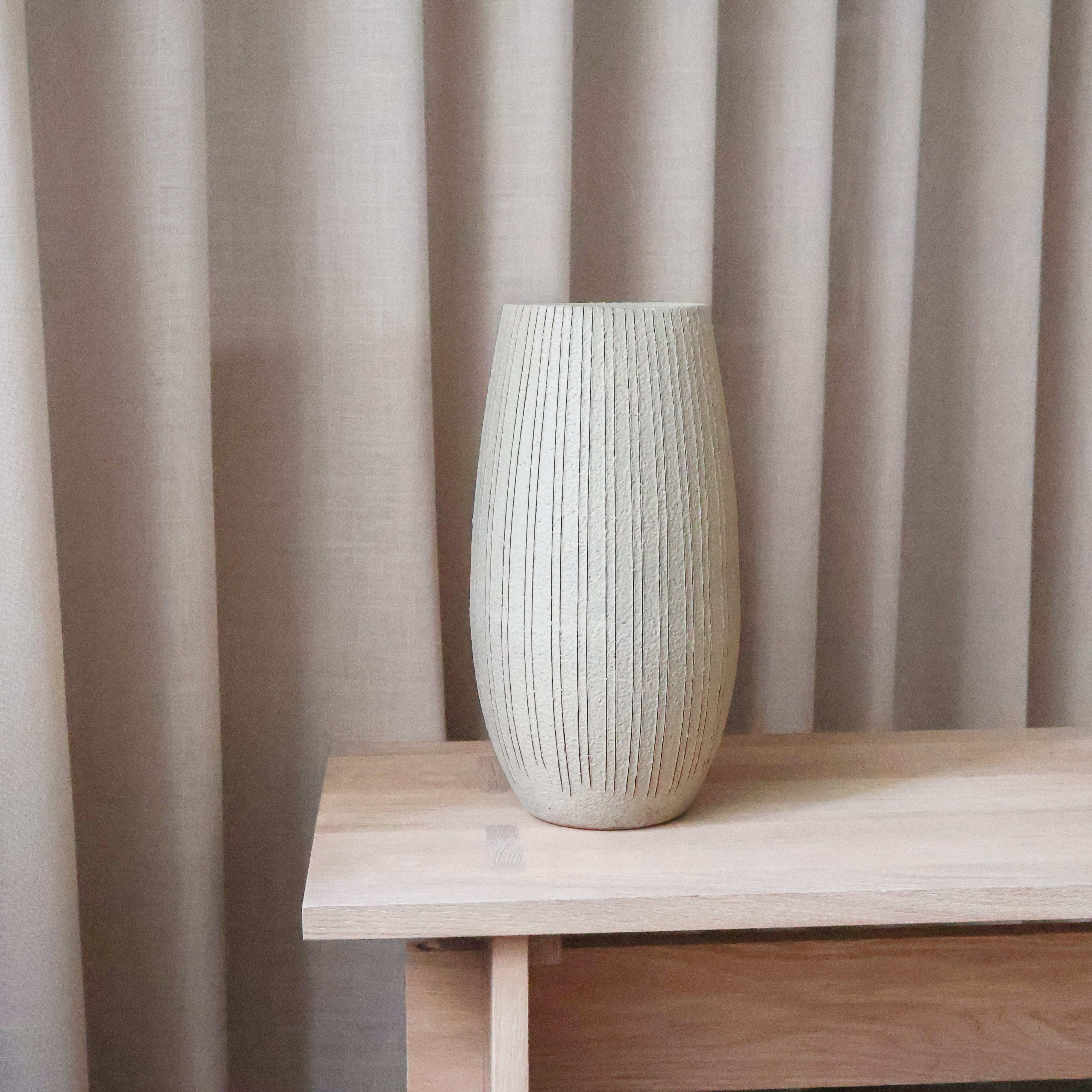 Vase - Stor beige med striber