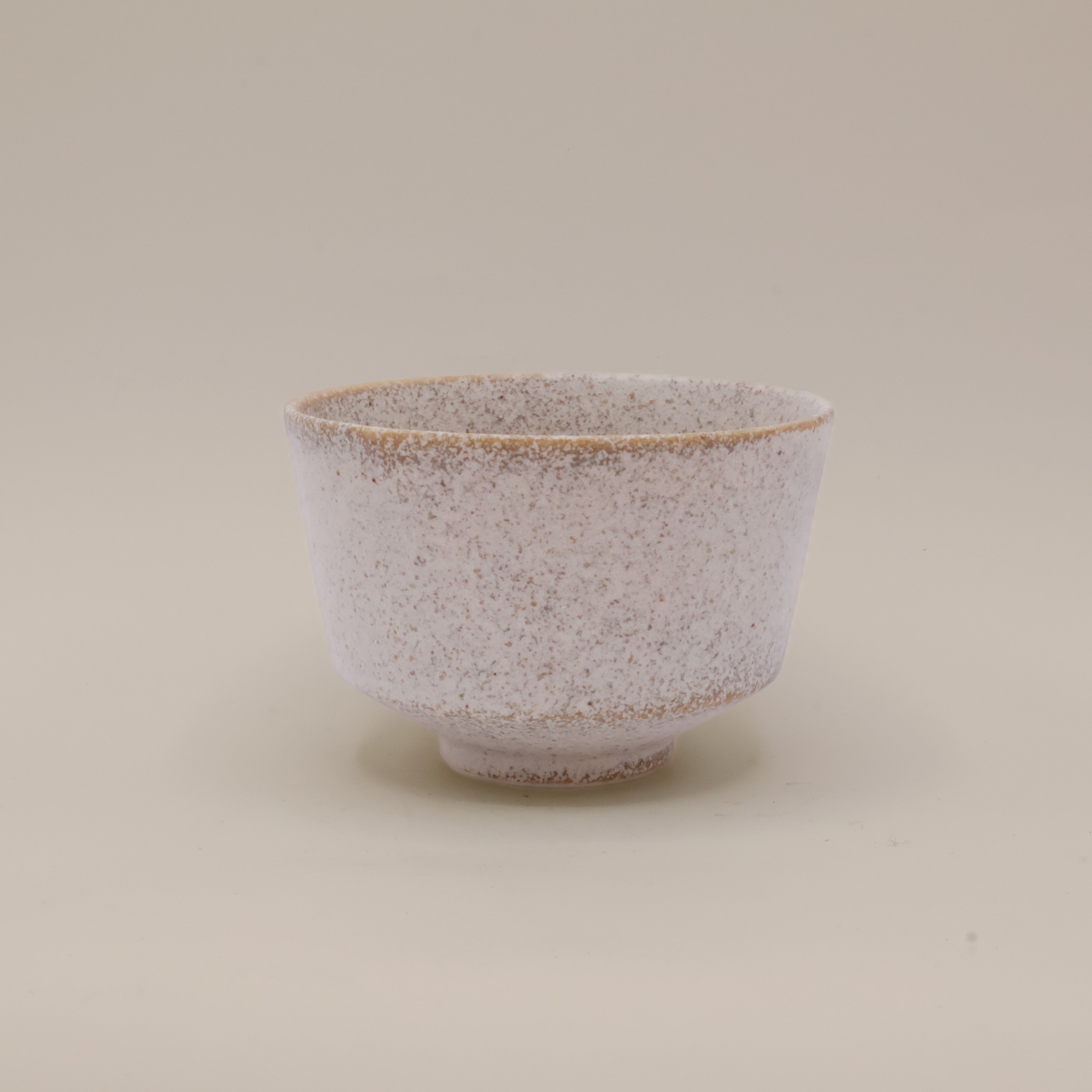 Matchakop - Rustik hvid og brun