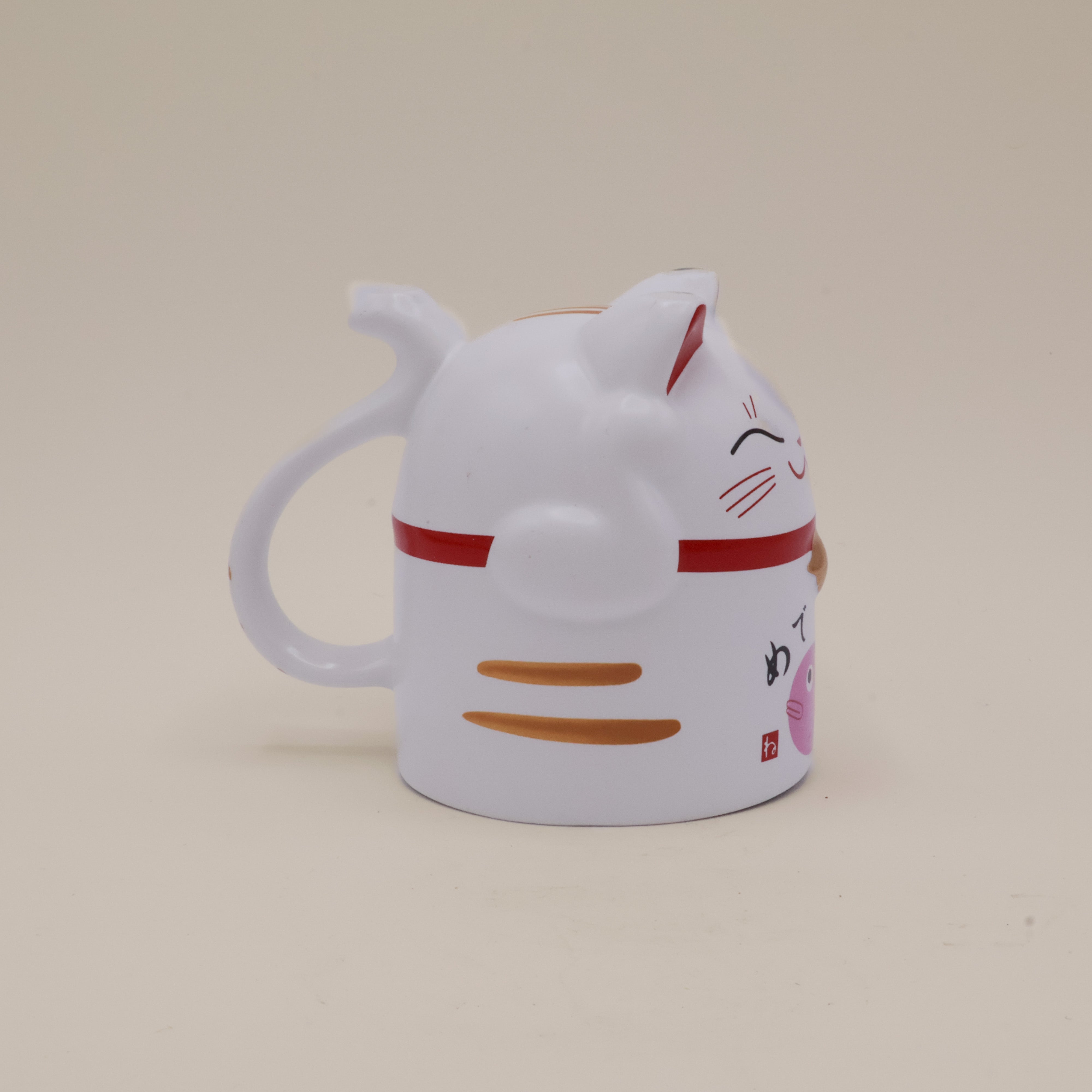 Lucky cat cup