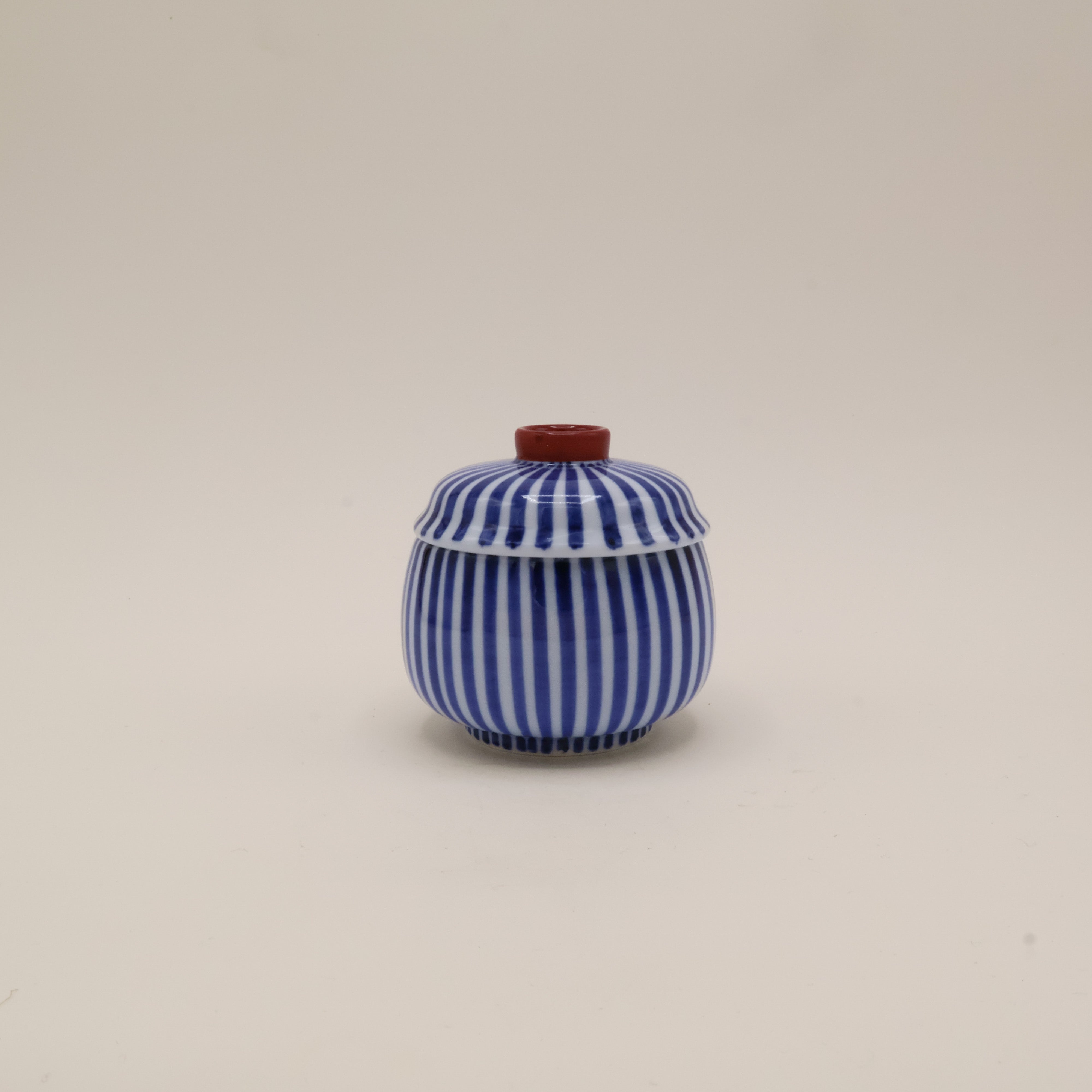 Jar with lid - Blue stripes and red top