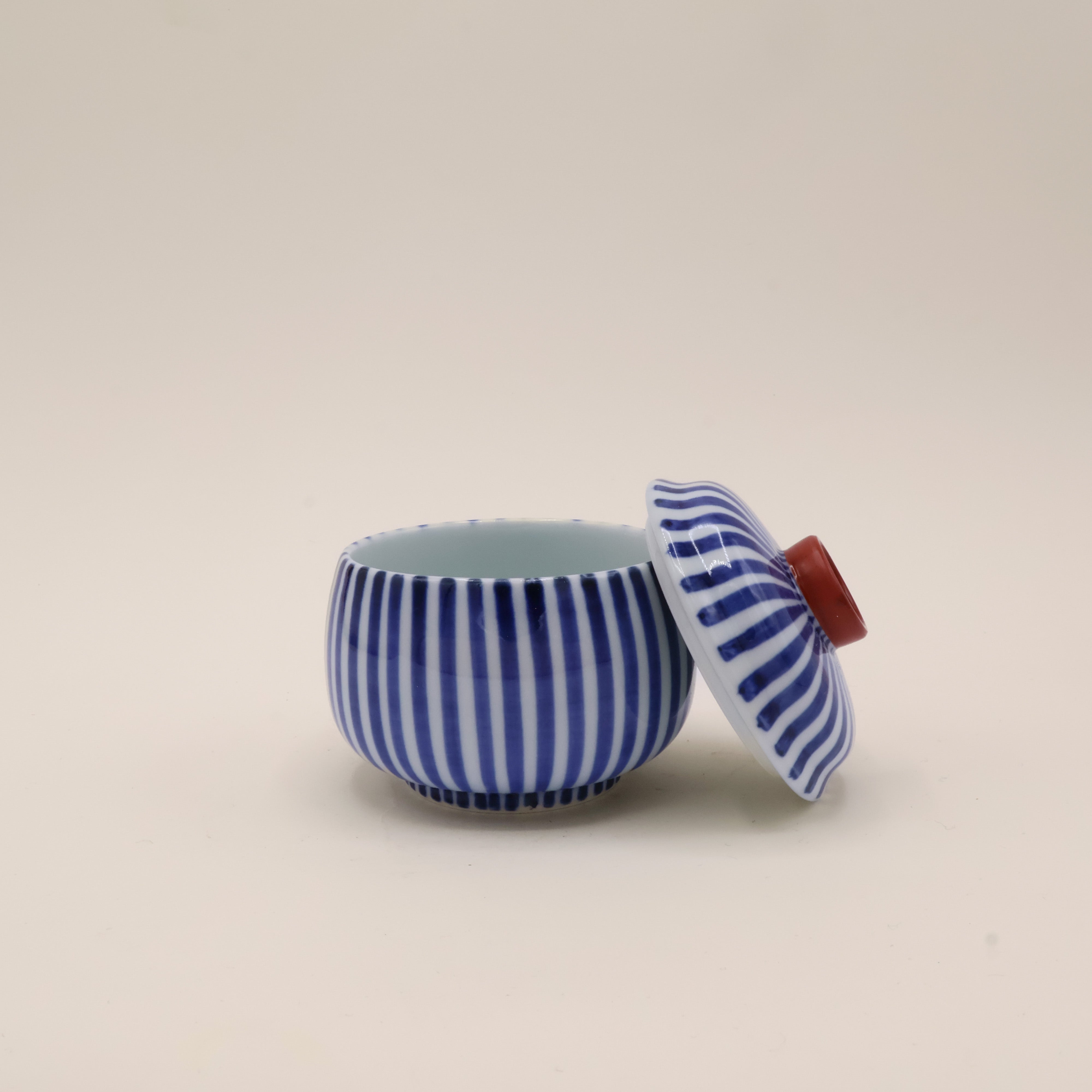 Jar with lid - Blue stripes and red top