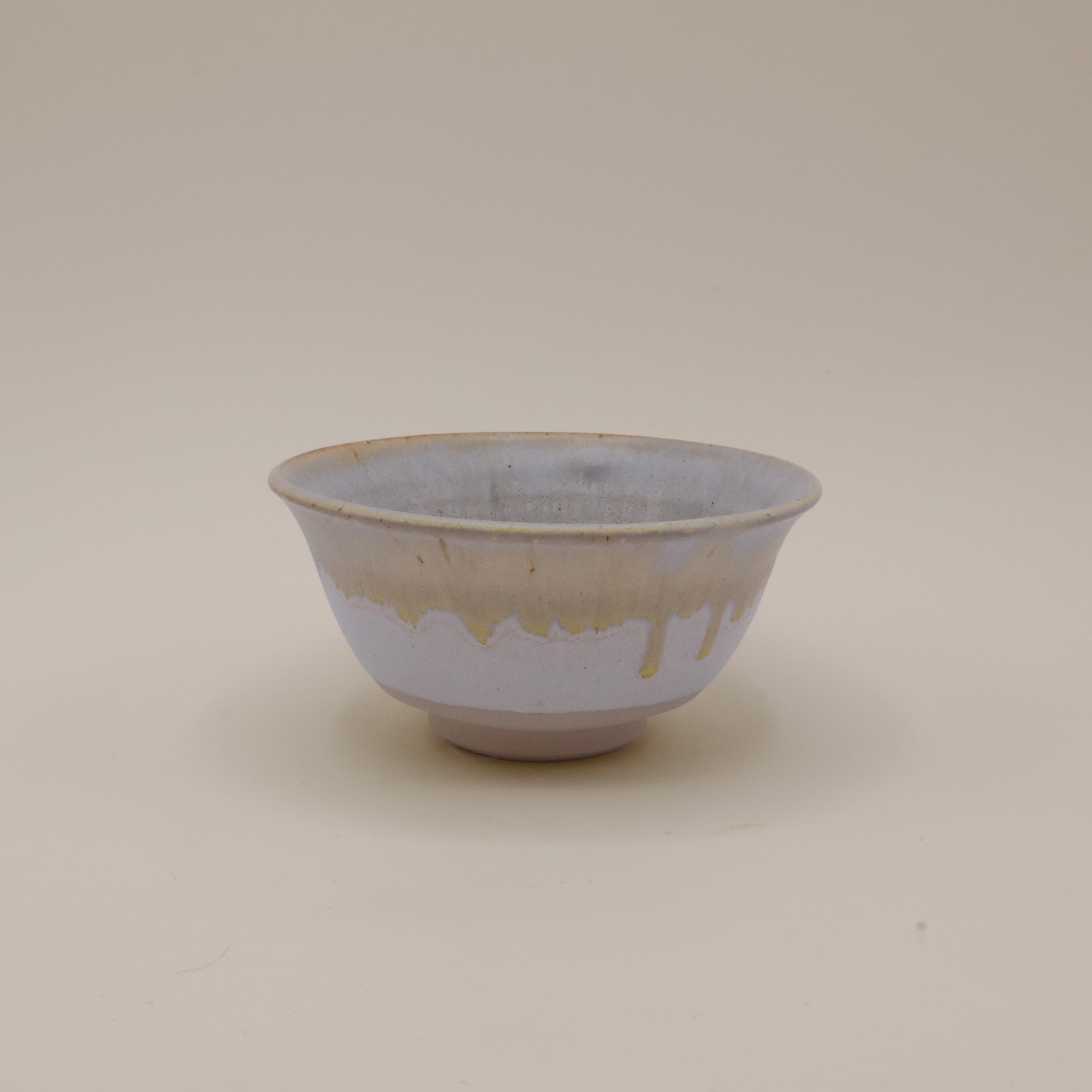 HEION - Signe Schmidt matchakop/skål i hvid og brun