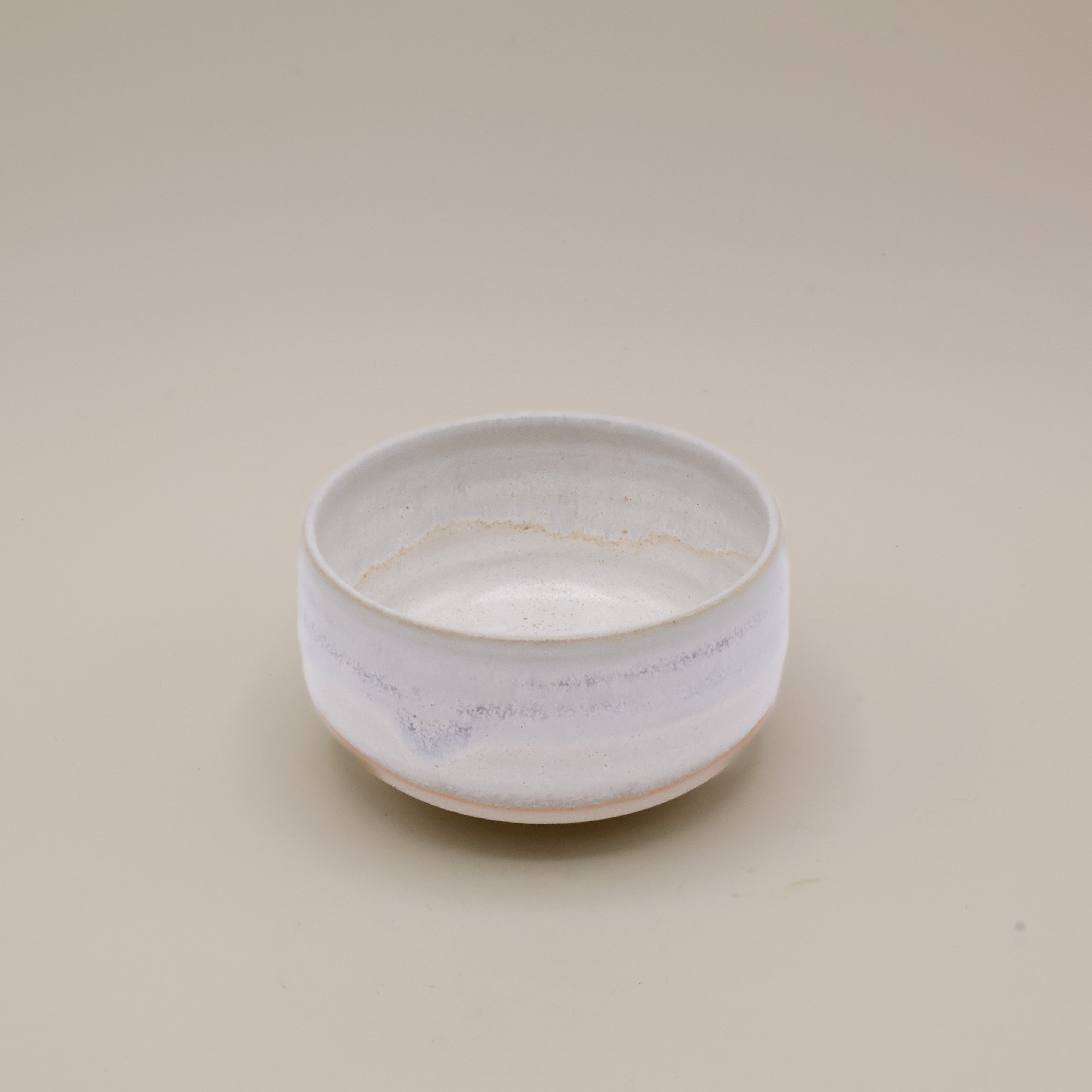 SHIRO - Signe Schmidt matcha cup/bowl in white with light blue tint