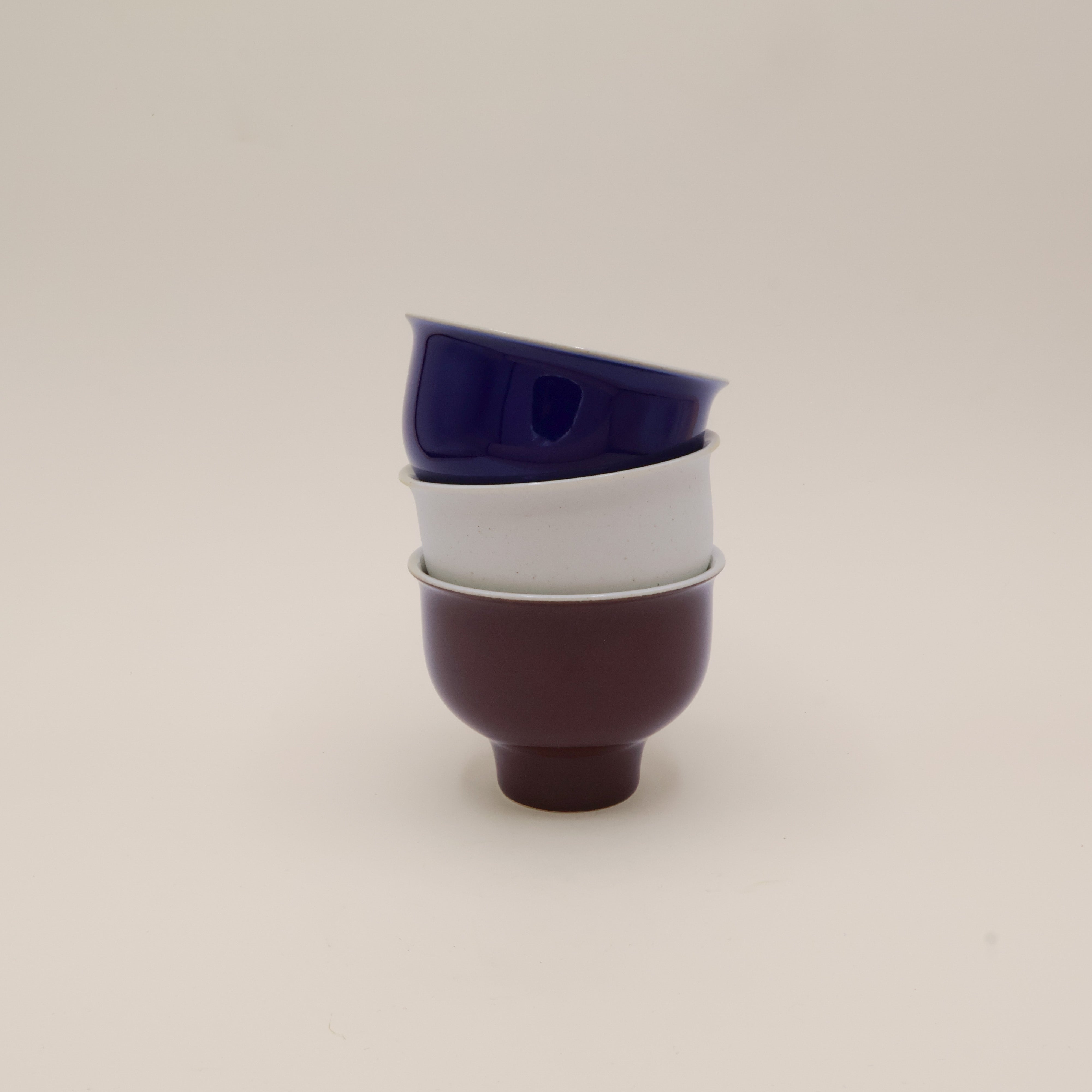 1616/ Arita Manz Contour kop