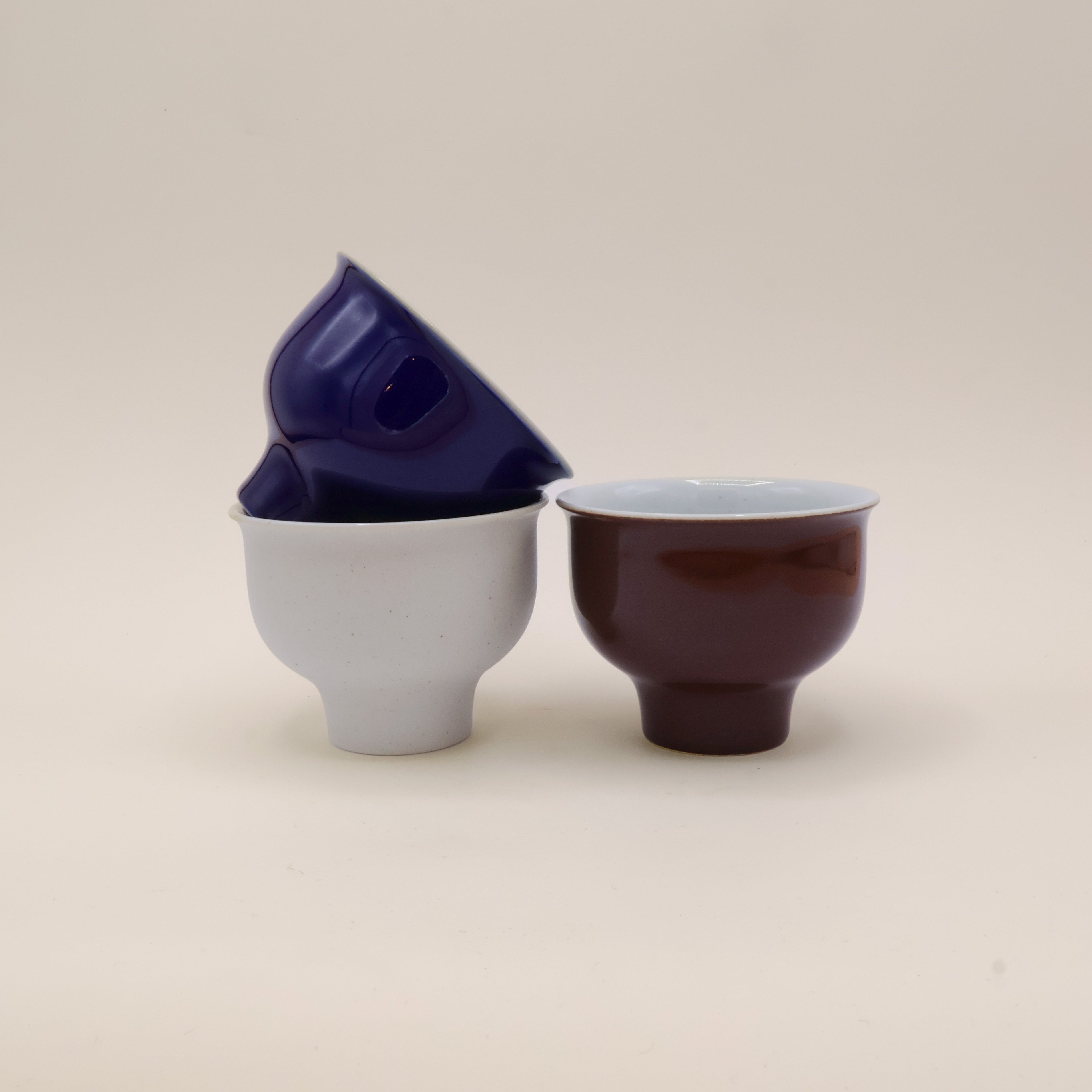 1616/ Arita Manz Contour kop