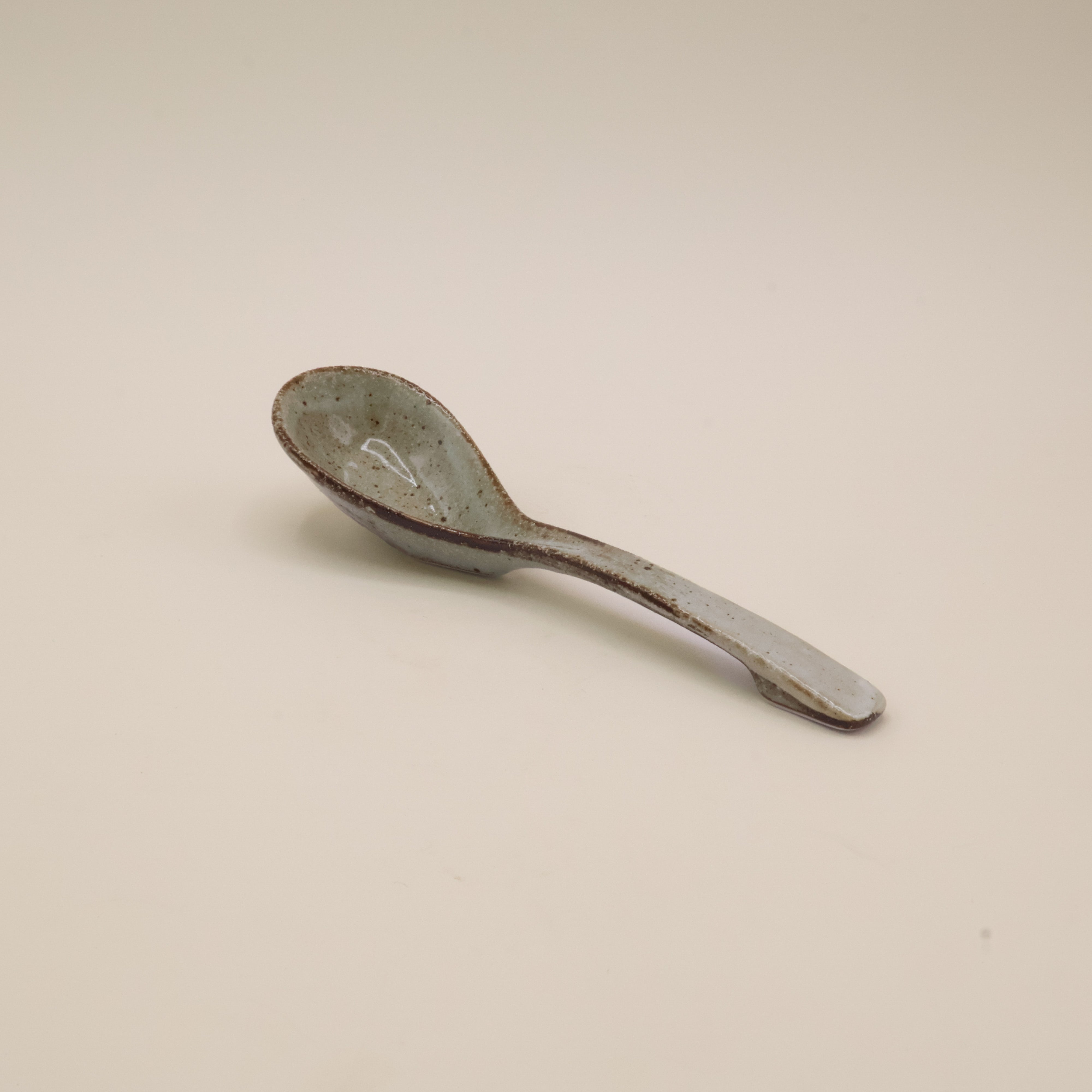 Ramenske i keramik - tofarvet