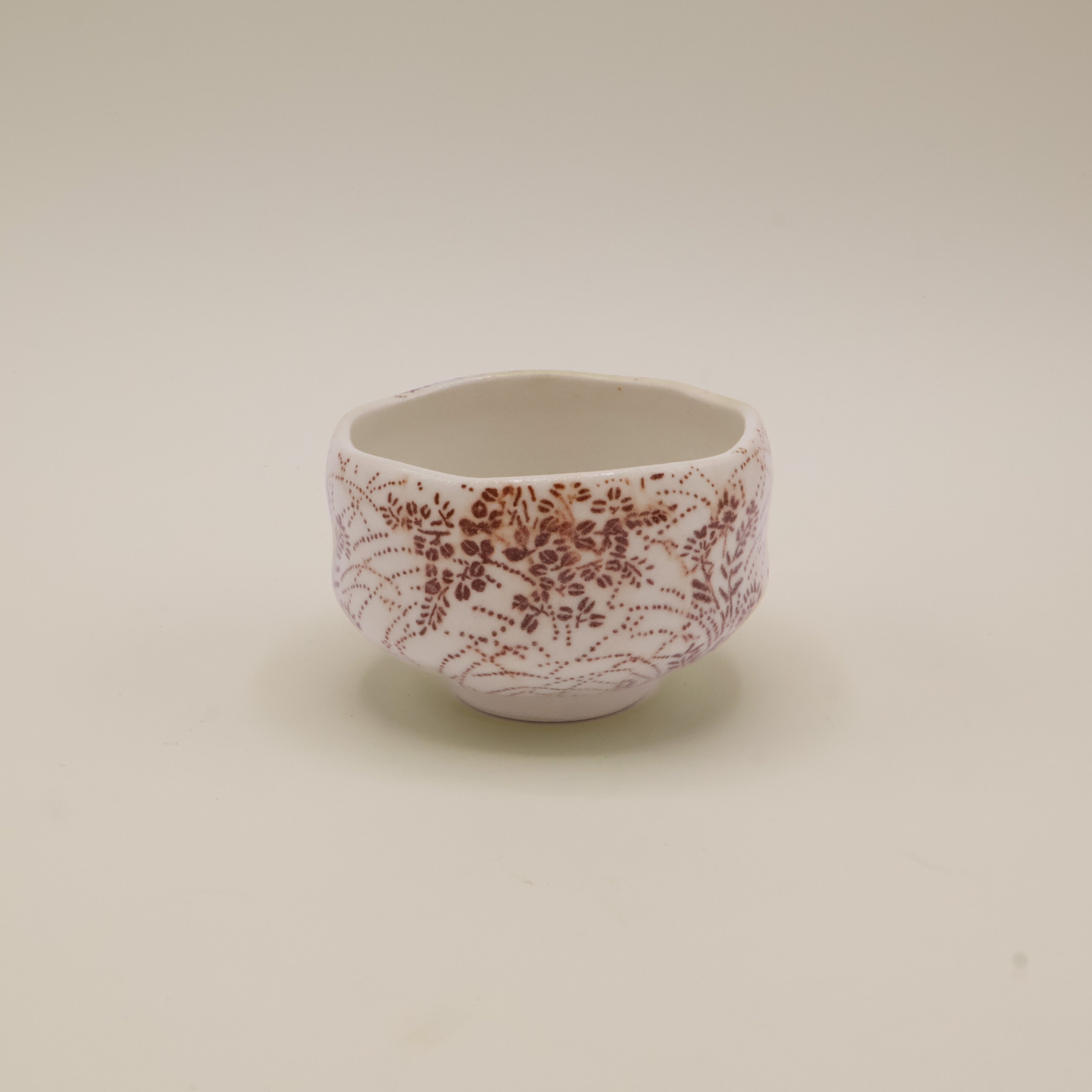 Matchakop - Lille med brunt mønster, måne og kanin