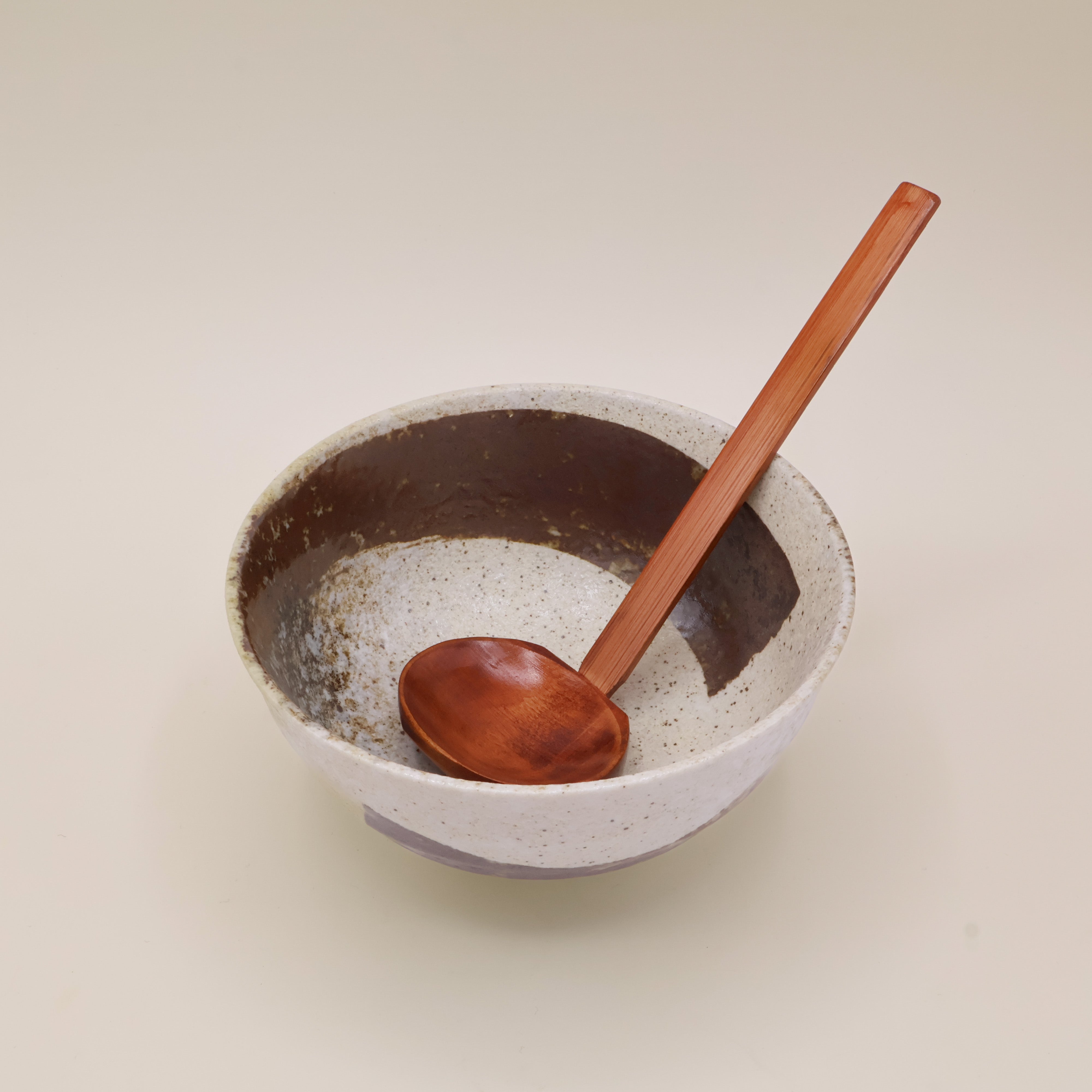 Brunt penselstrøg - Stor nudelskål Ø17