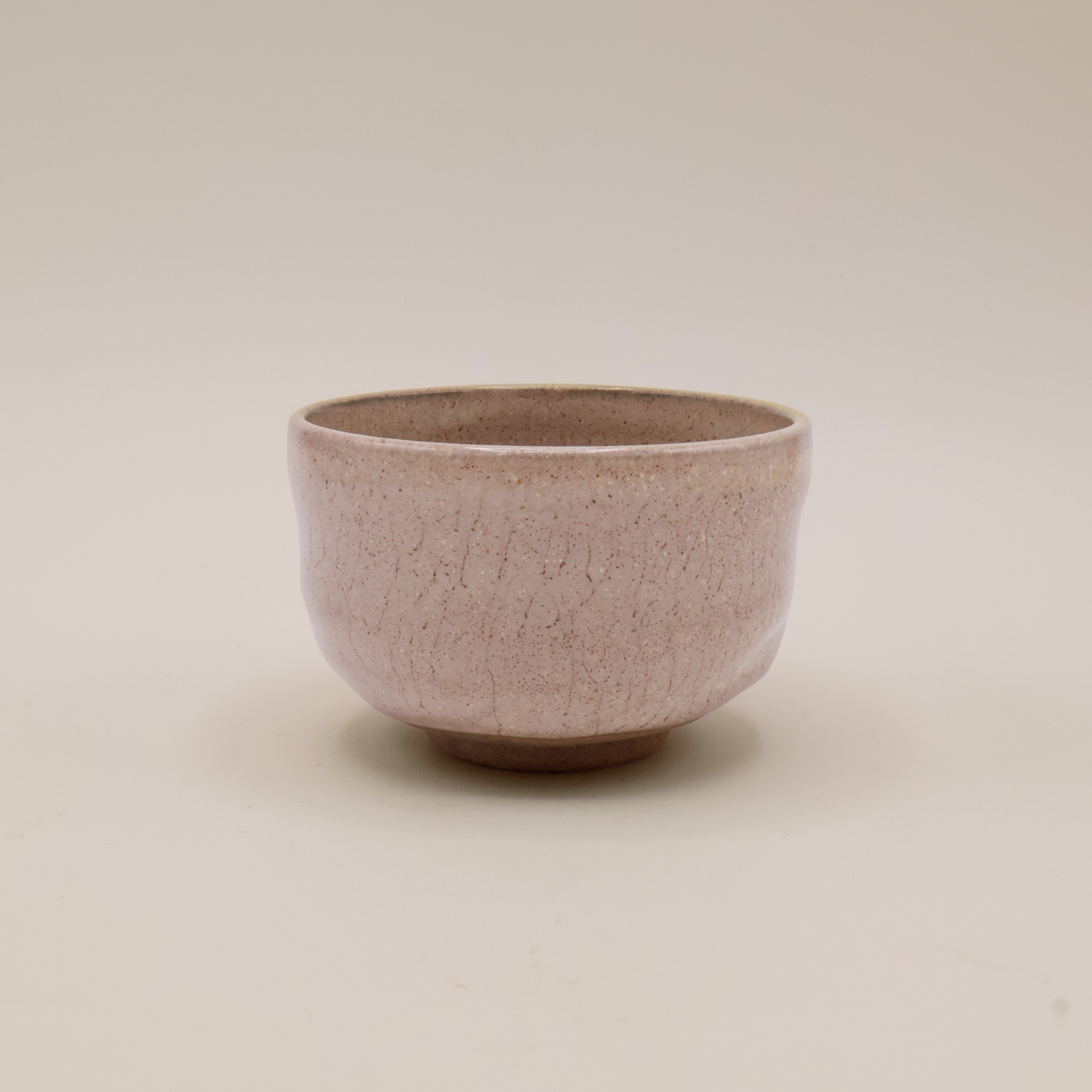 Matcha cup - Small with sand-colored glaze and reddish-brown specks