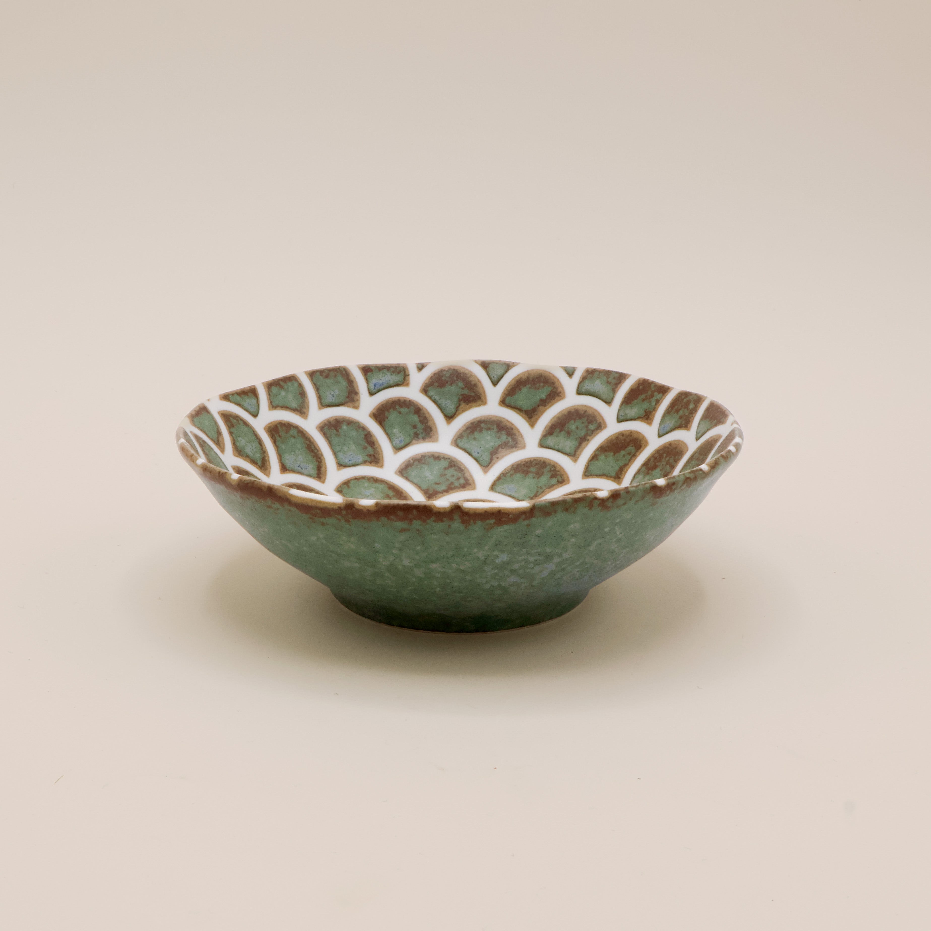 Icho - Small green bowl Ø14.5
