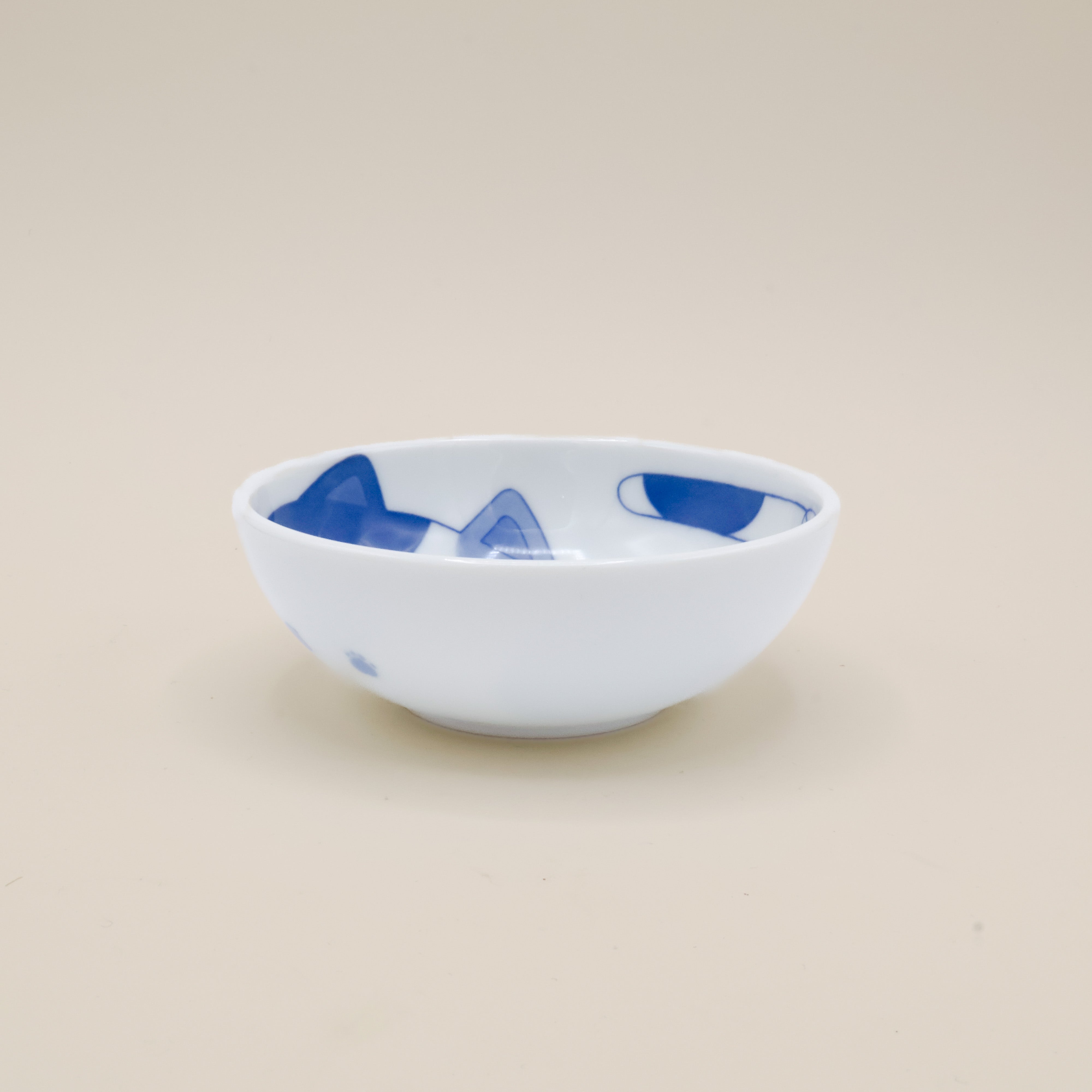 Fat Cat - Cat bowl with spots and heart