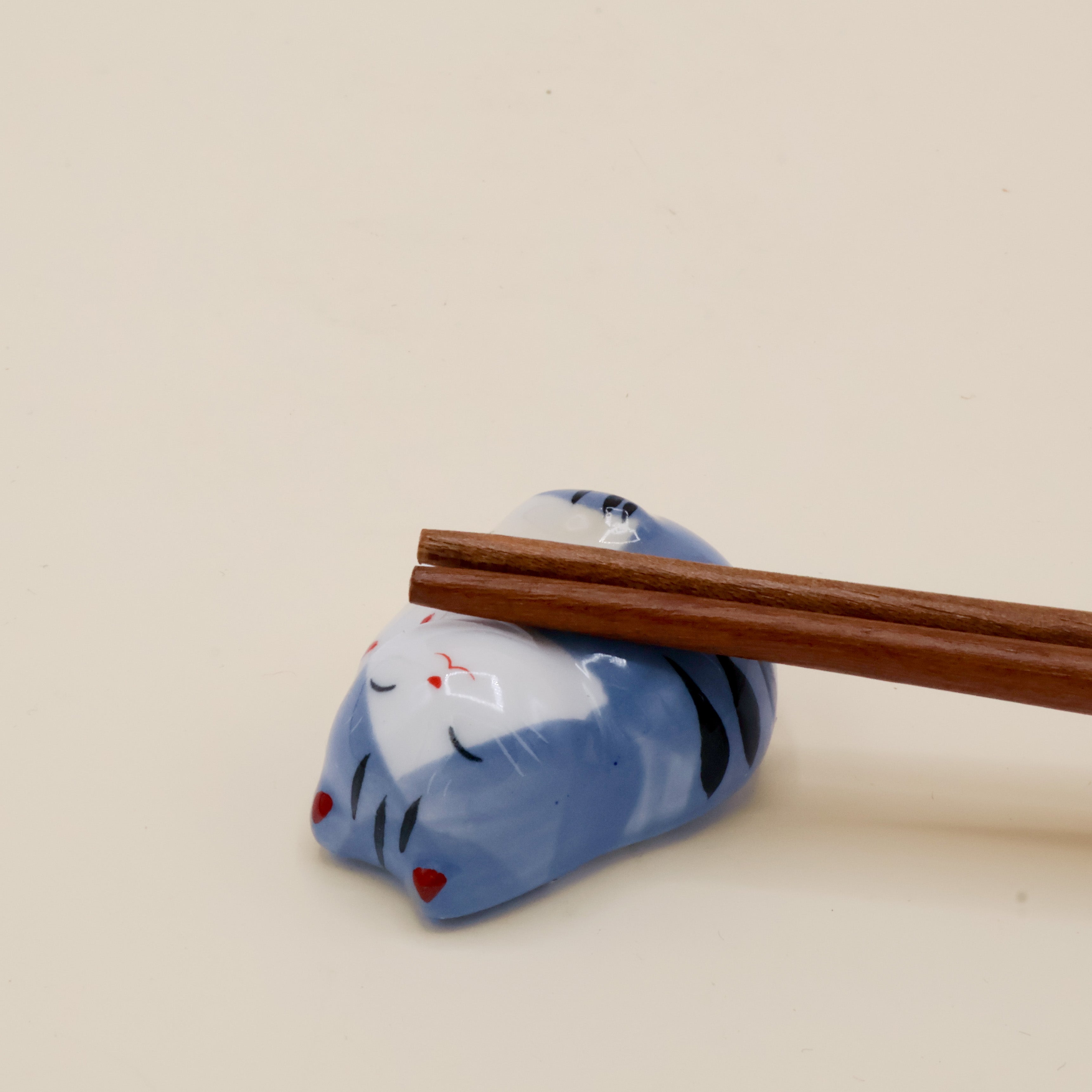 Spisepindeholder - Grå kat med striber