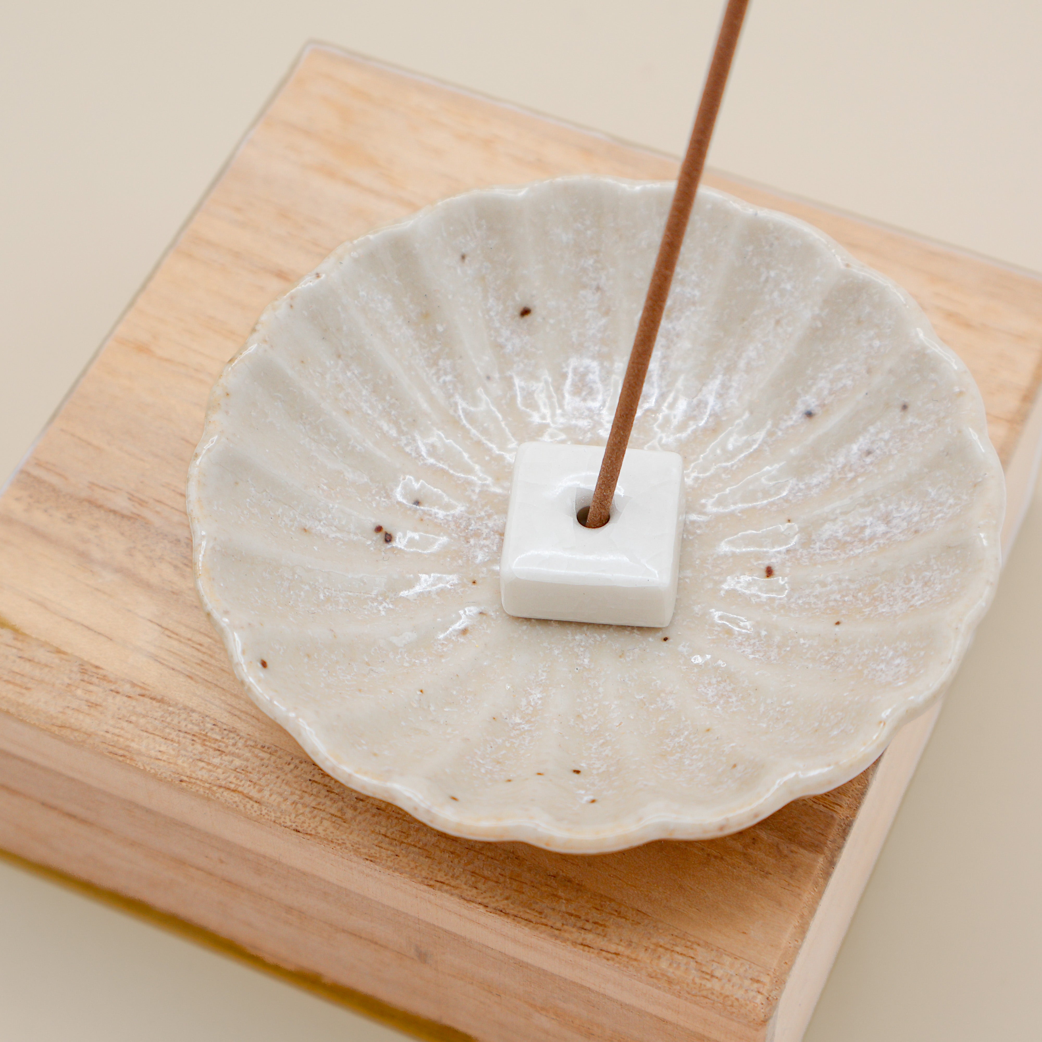 Holder til røgelse - Firkantet / Hvid