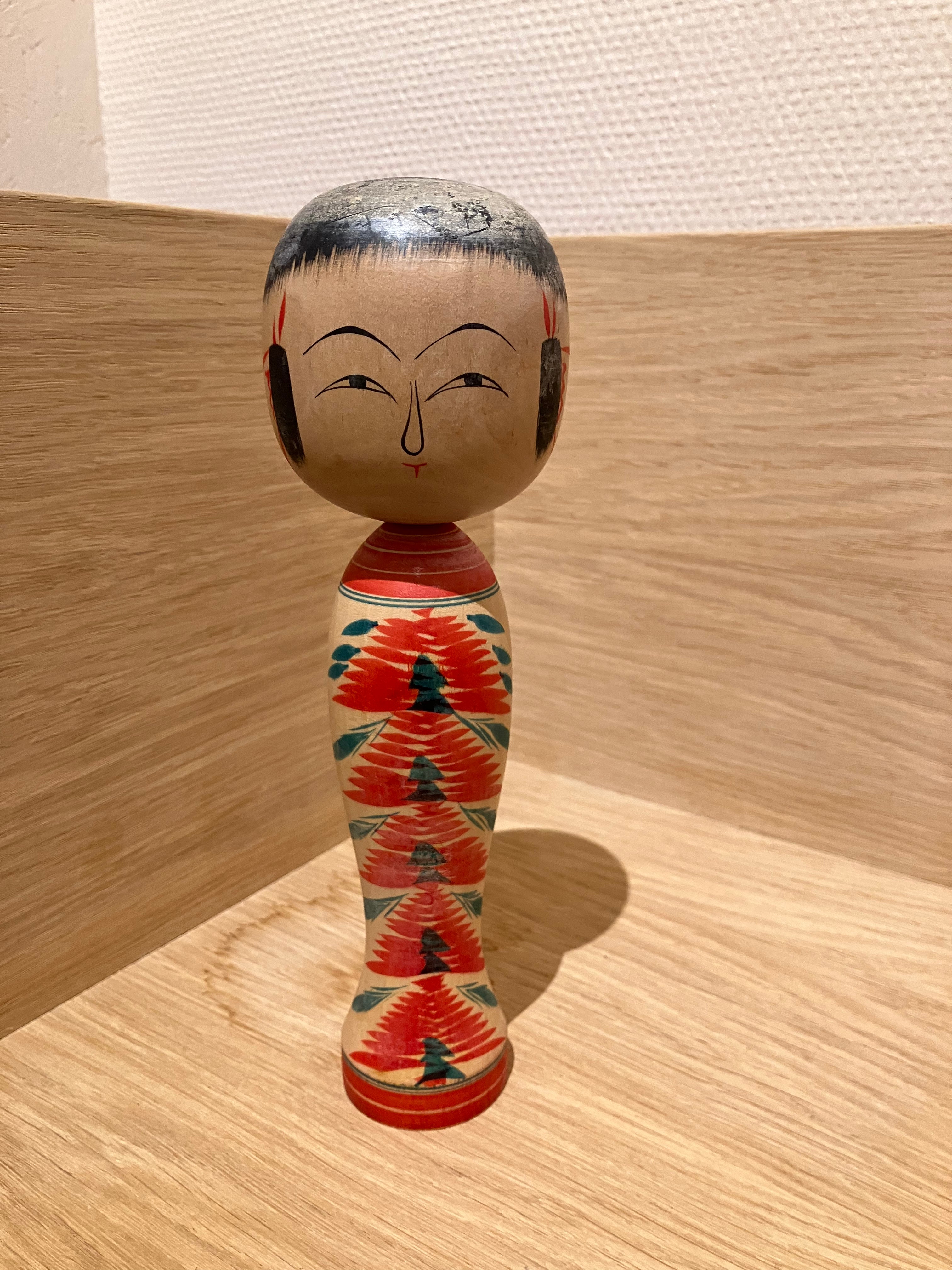 Kokeshi nr. 673