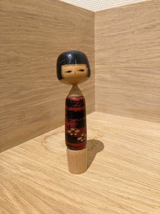 Kokeshi nr. 684