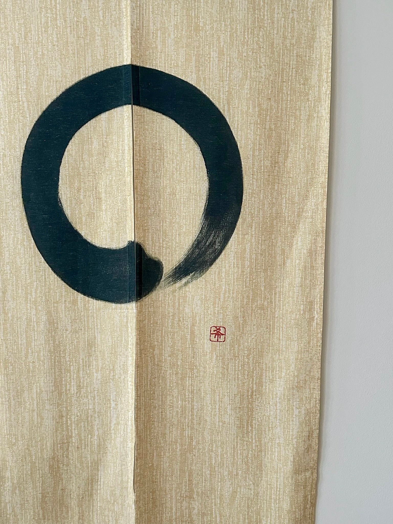 Japanese tapestry with black circle