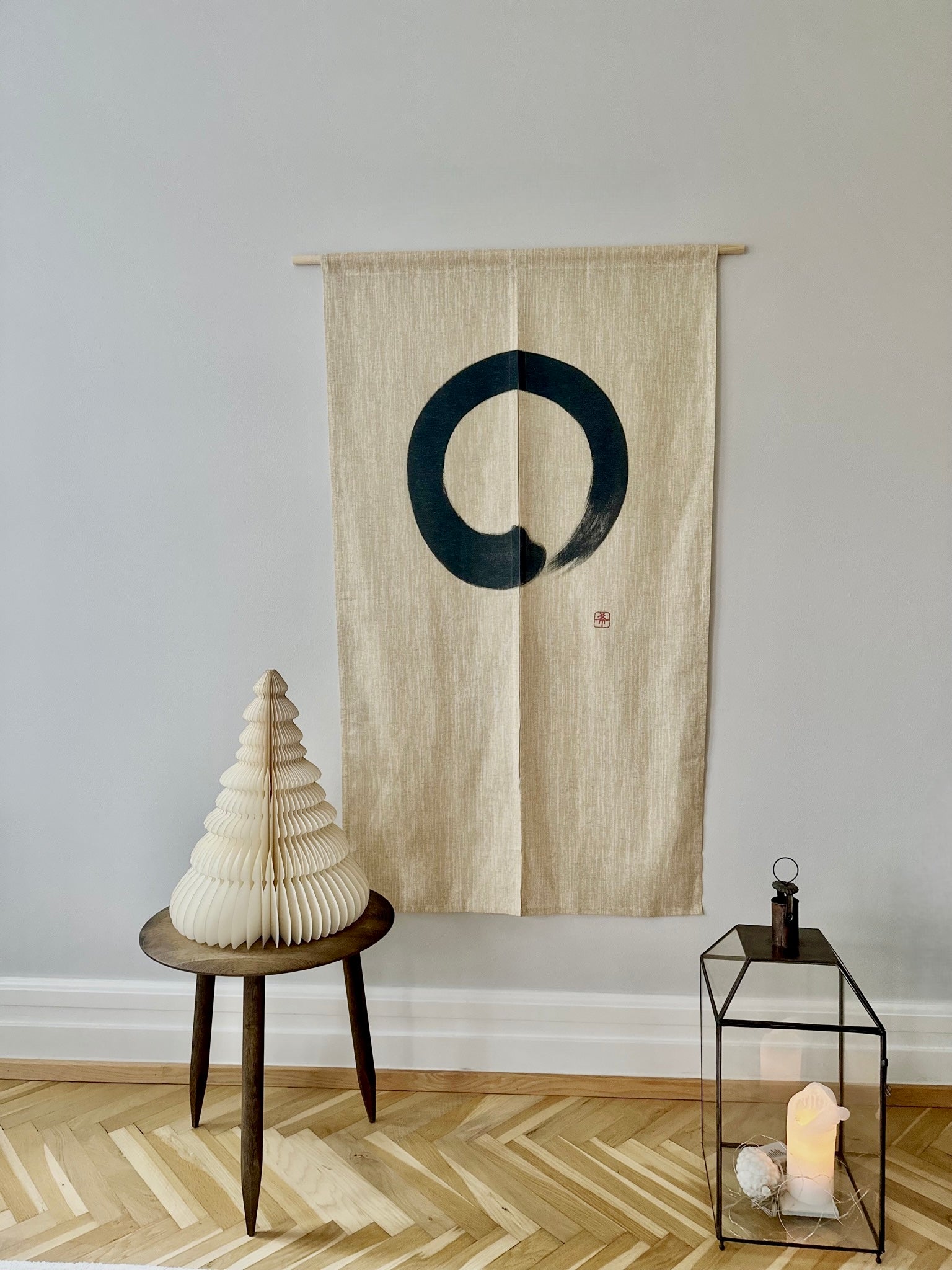Japanese tapestry with black circle