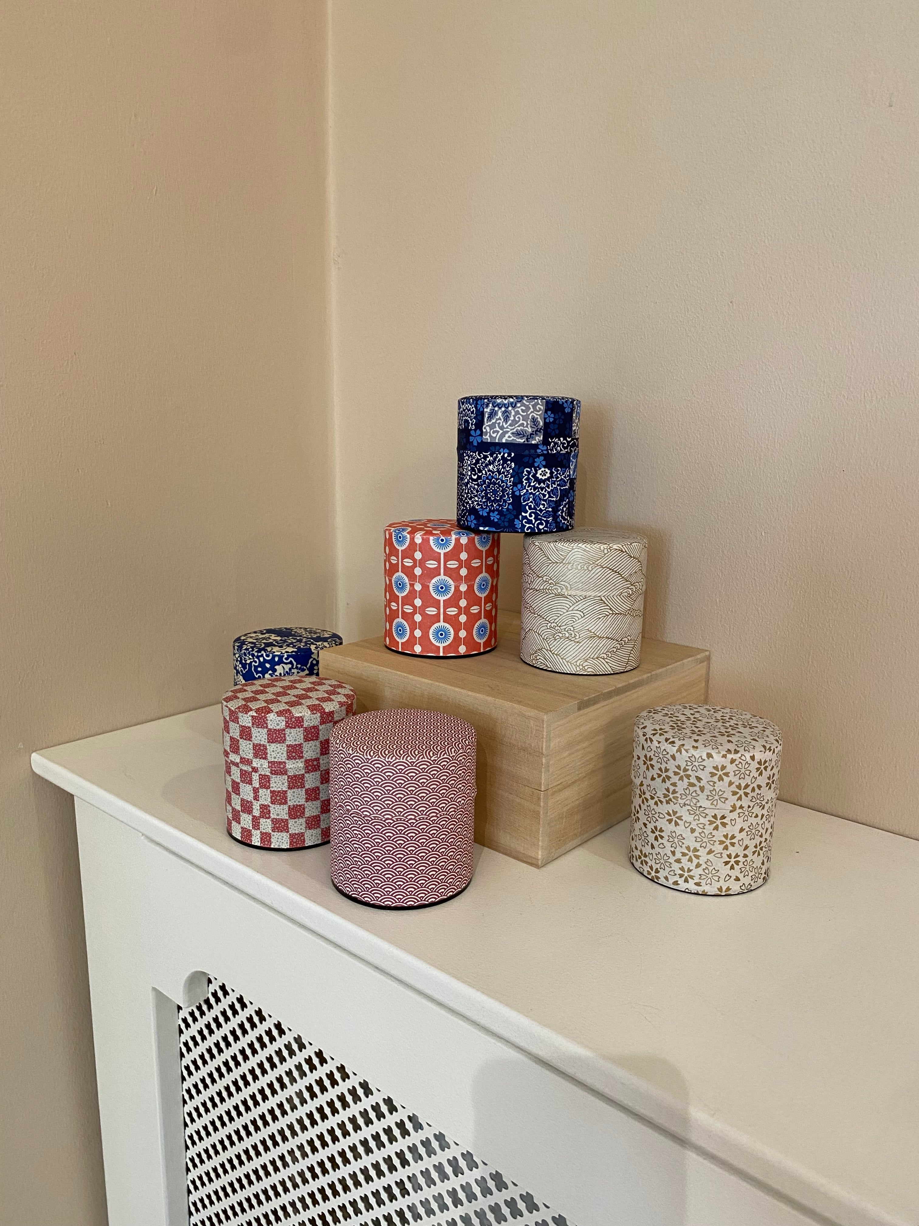 Tedåser med forskellige print - lave - 50%