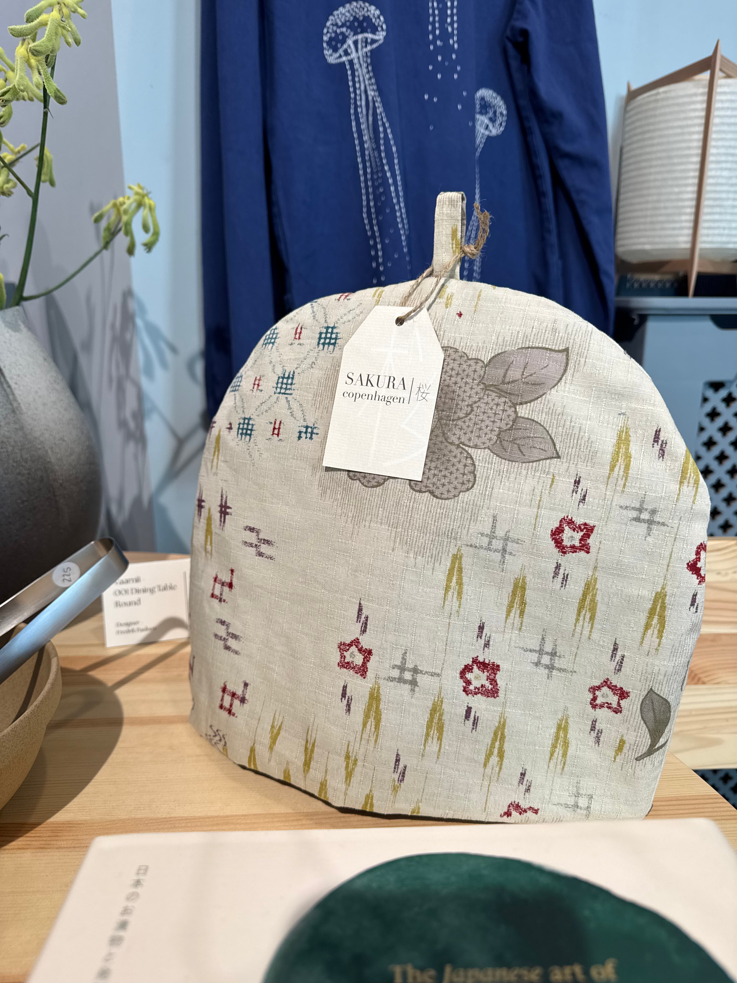 Ida Kleist Studio - Tehætter i japanske tekstiler