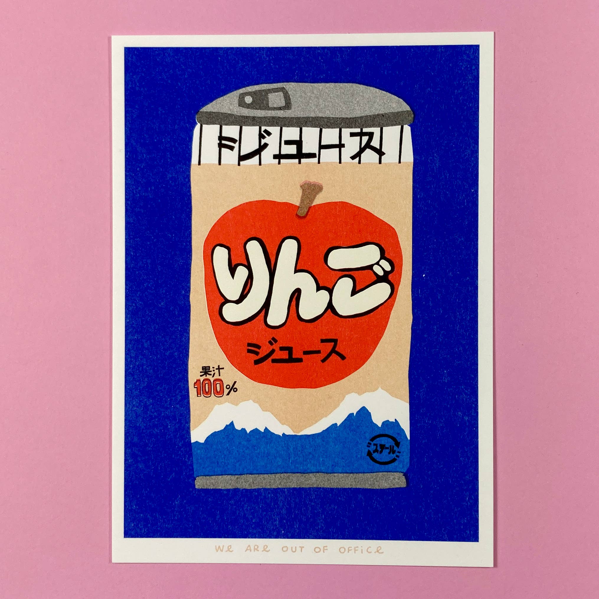 Risograftryk af en lille dåse japansk æblejuice