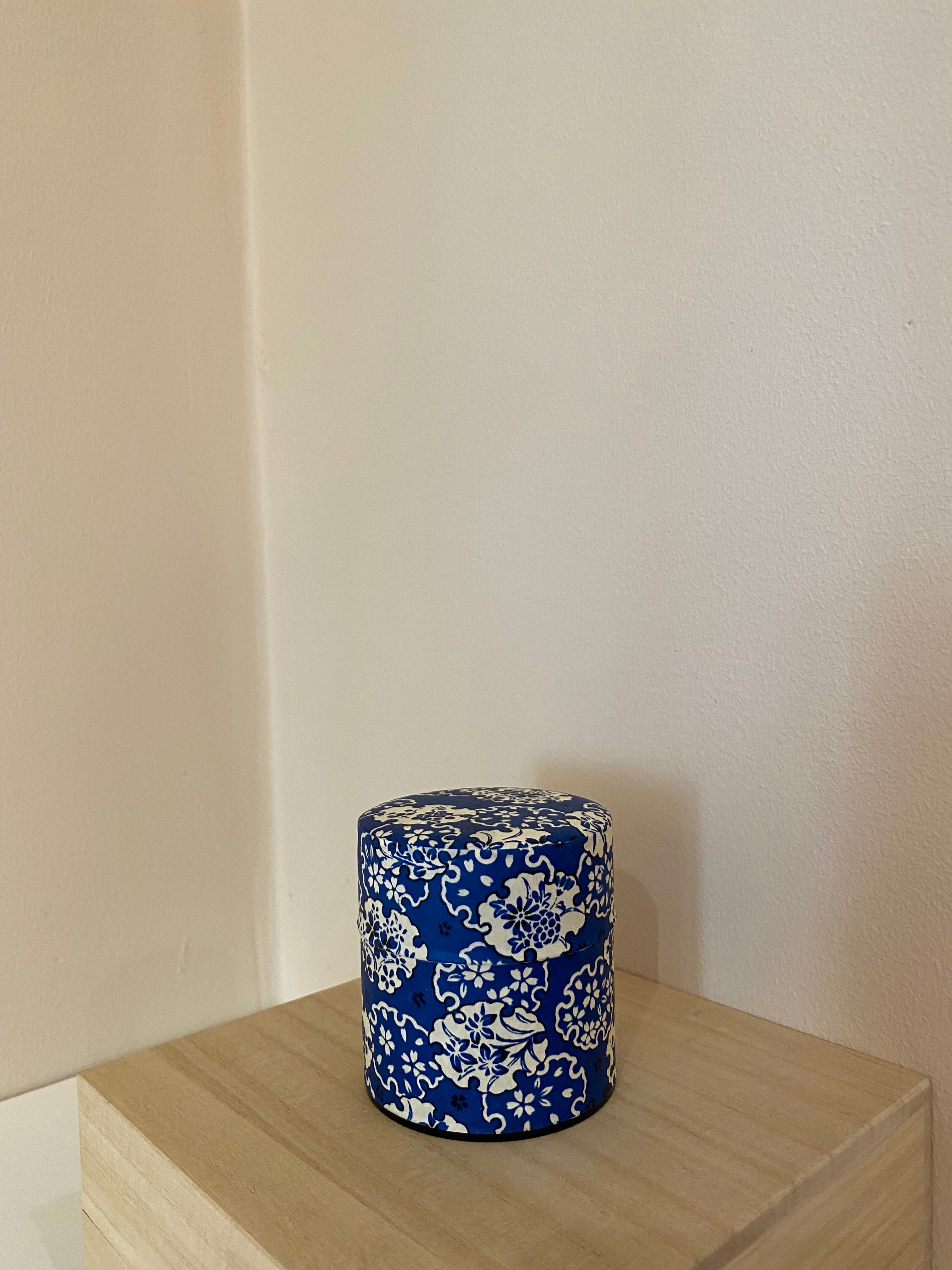 Tedåser med forskellige print - lave - 50%