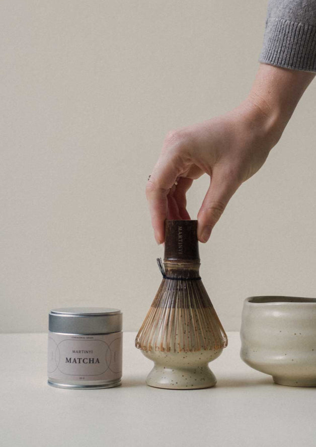 Martinys keramikholder til Matcha bambuspisk