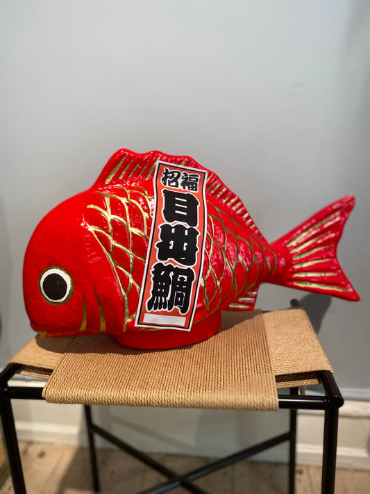 Stor rød fisk