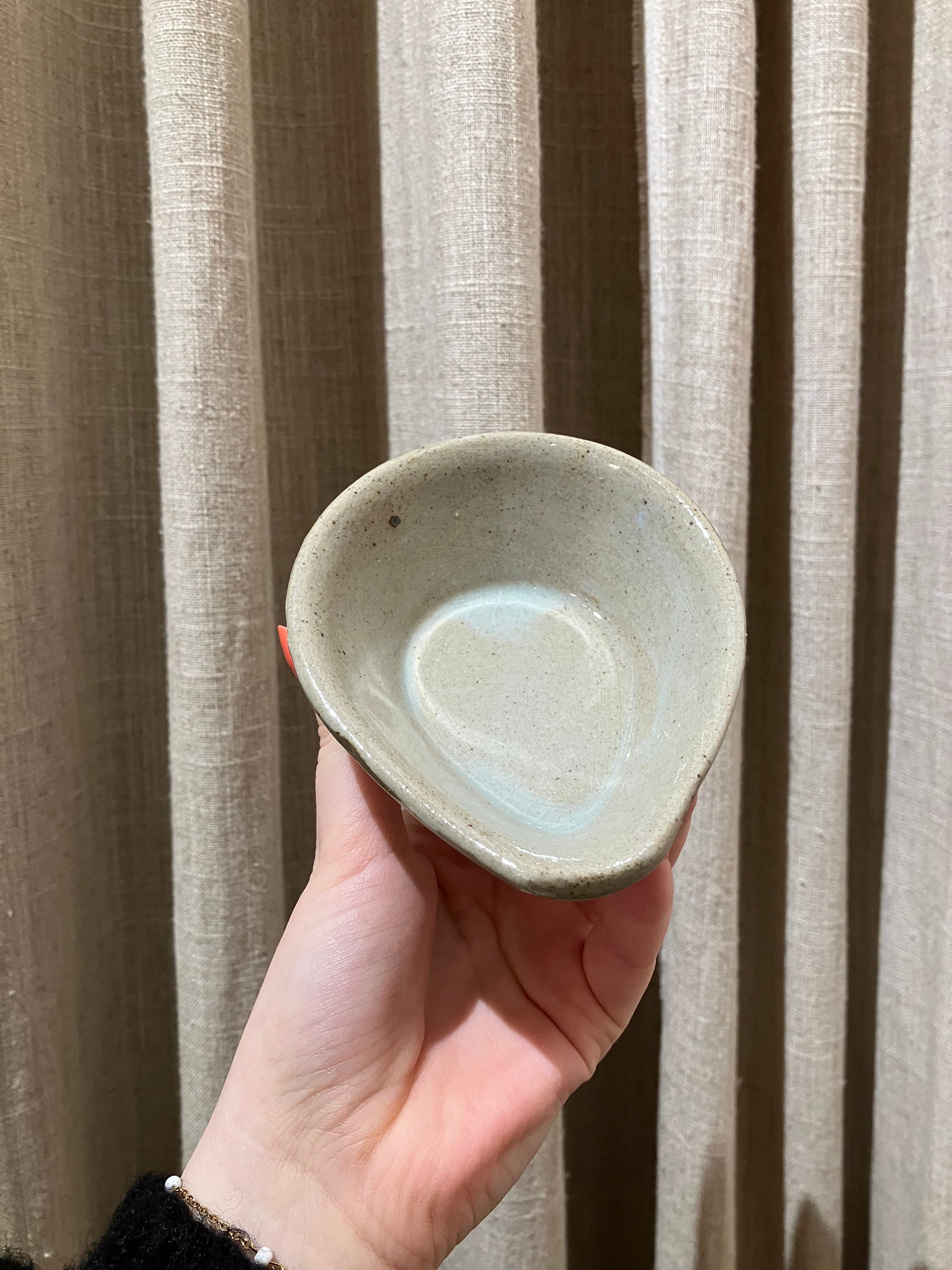 Spoon with spoonrest in grey/brown glaze