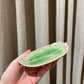 Mini tallerken formet som grønt blad