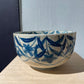 Matchakop/ keramikskål med blåt blomstermotiv